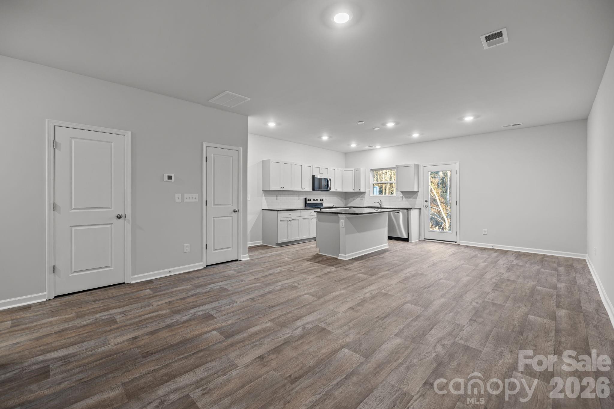 4552 Green Drake Drive — Charlotte