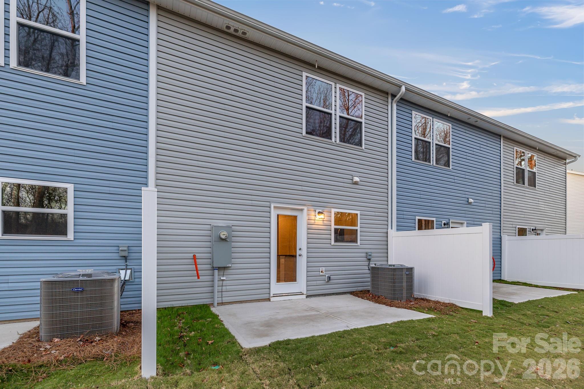 4552 Green Drake Drive — Charlotte