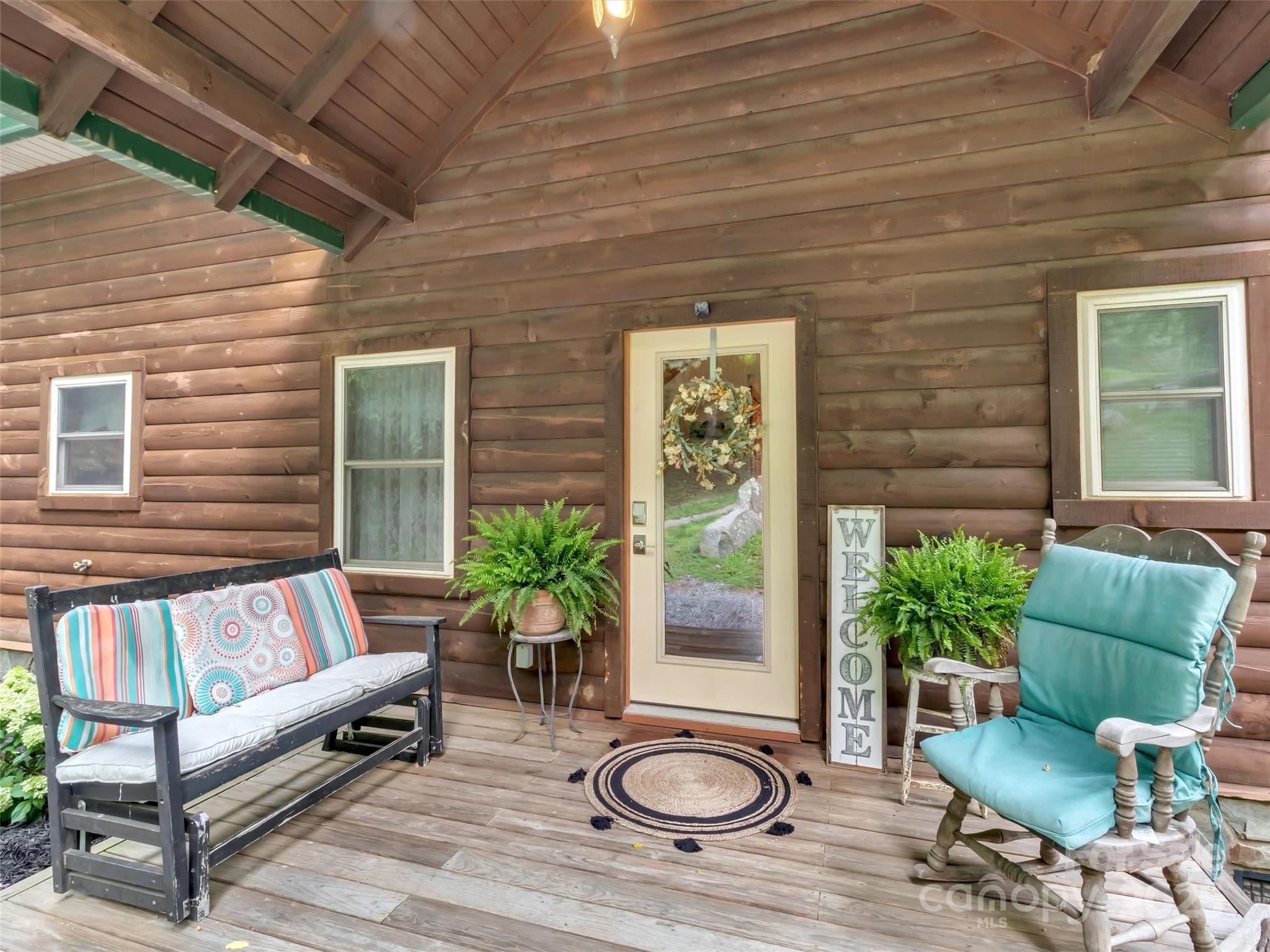1064 Point Of View Drive — Waynesville