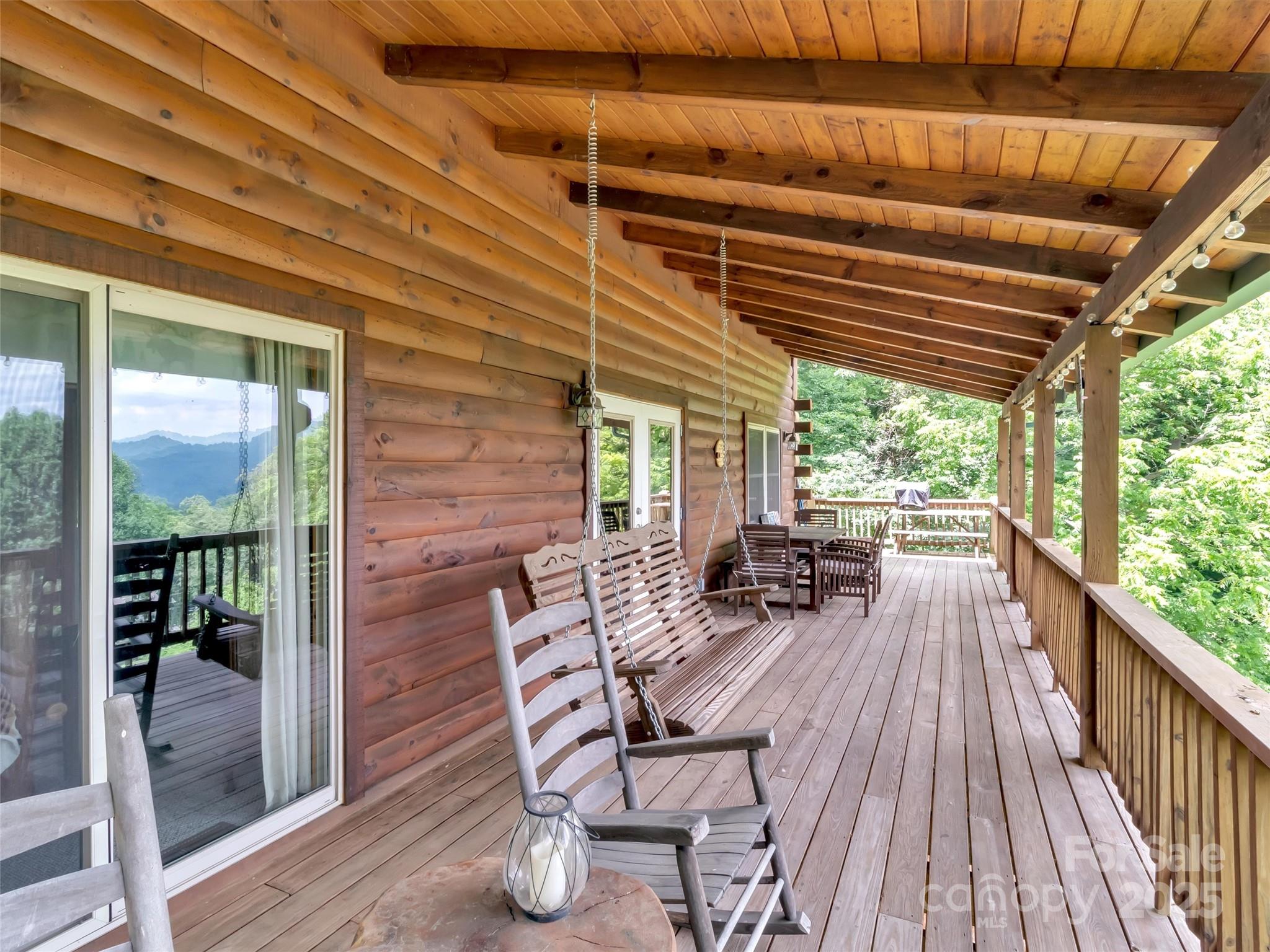 1064 Point Of View Drive — Waynesville