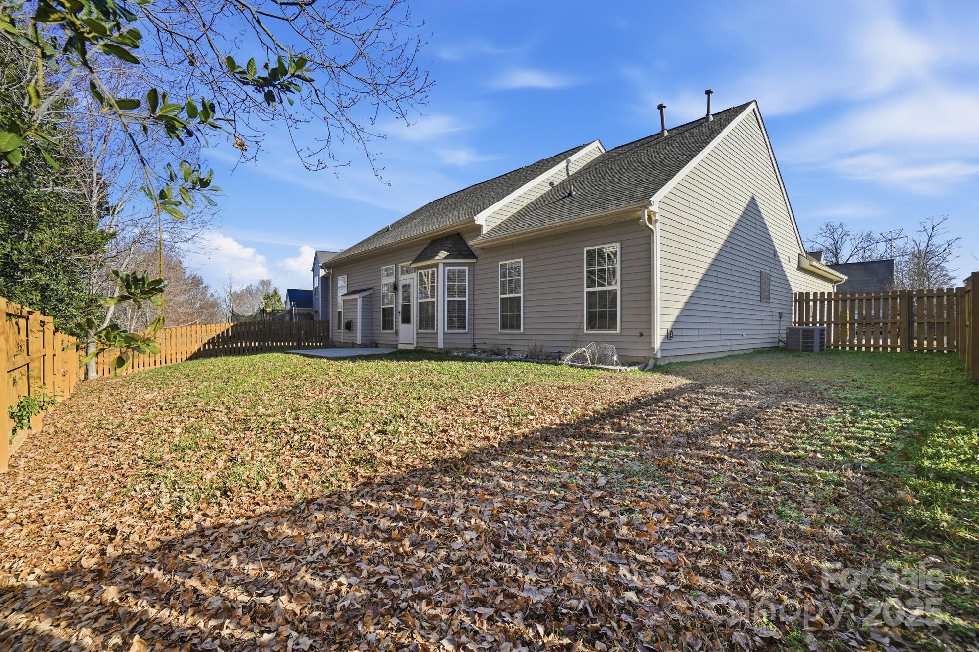 630 Springhouse Place — Clover
