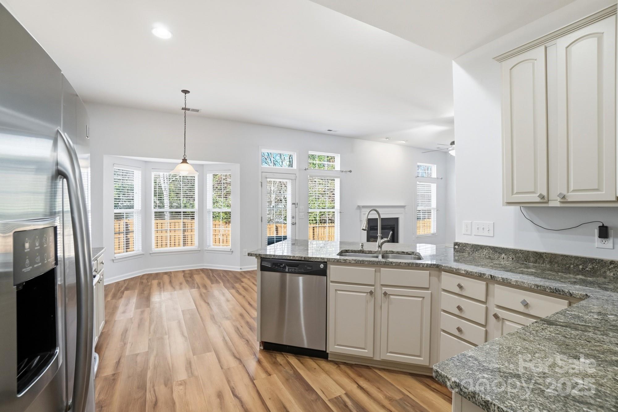 630 Springhouse Place — Clover