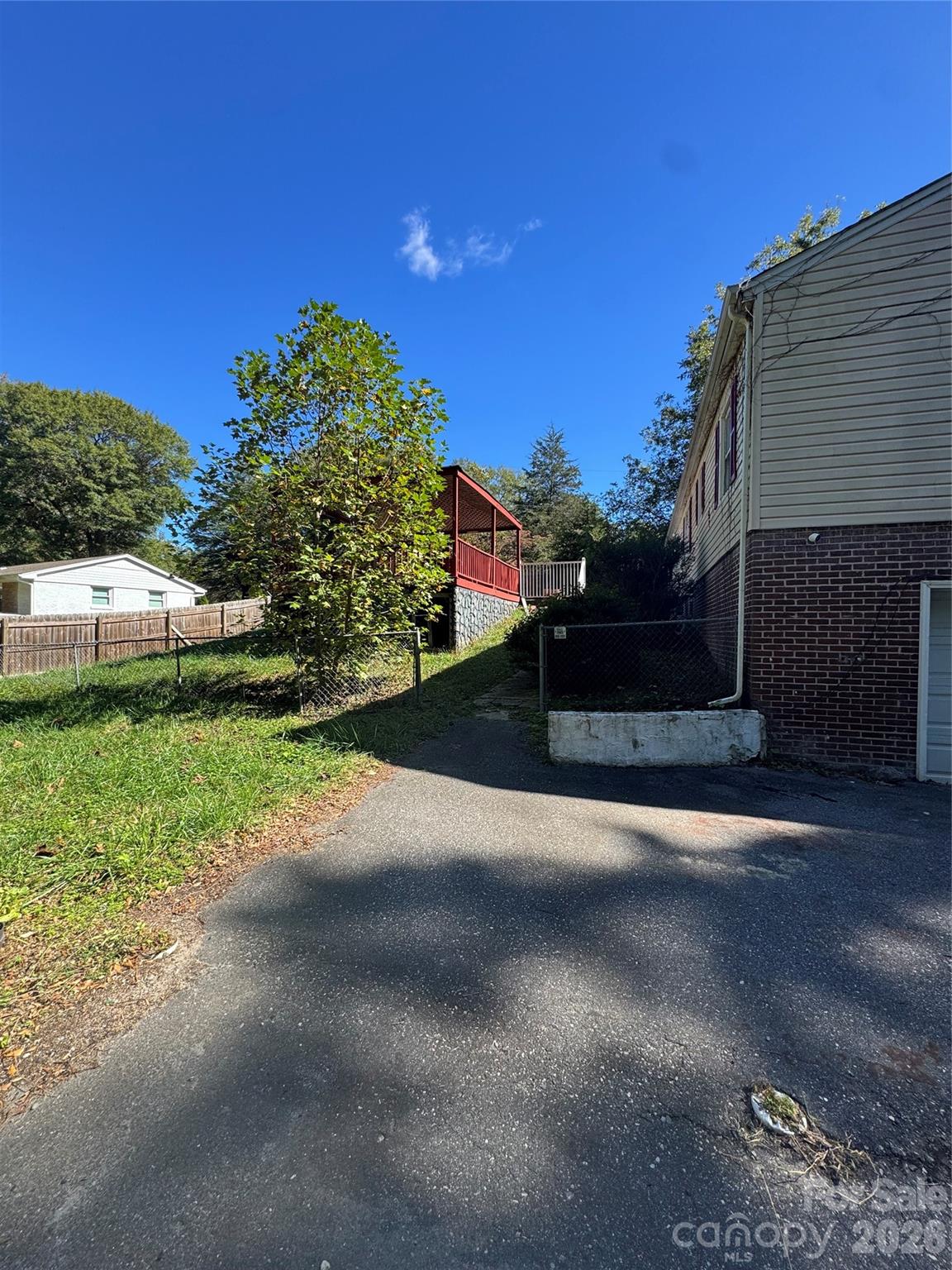 1934 Linwood Road — Gastonia