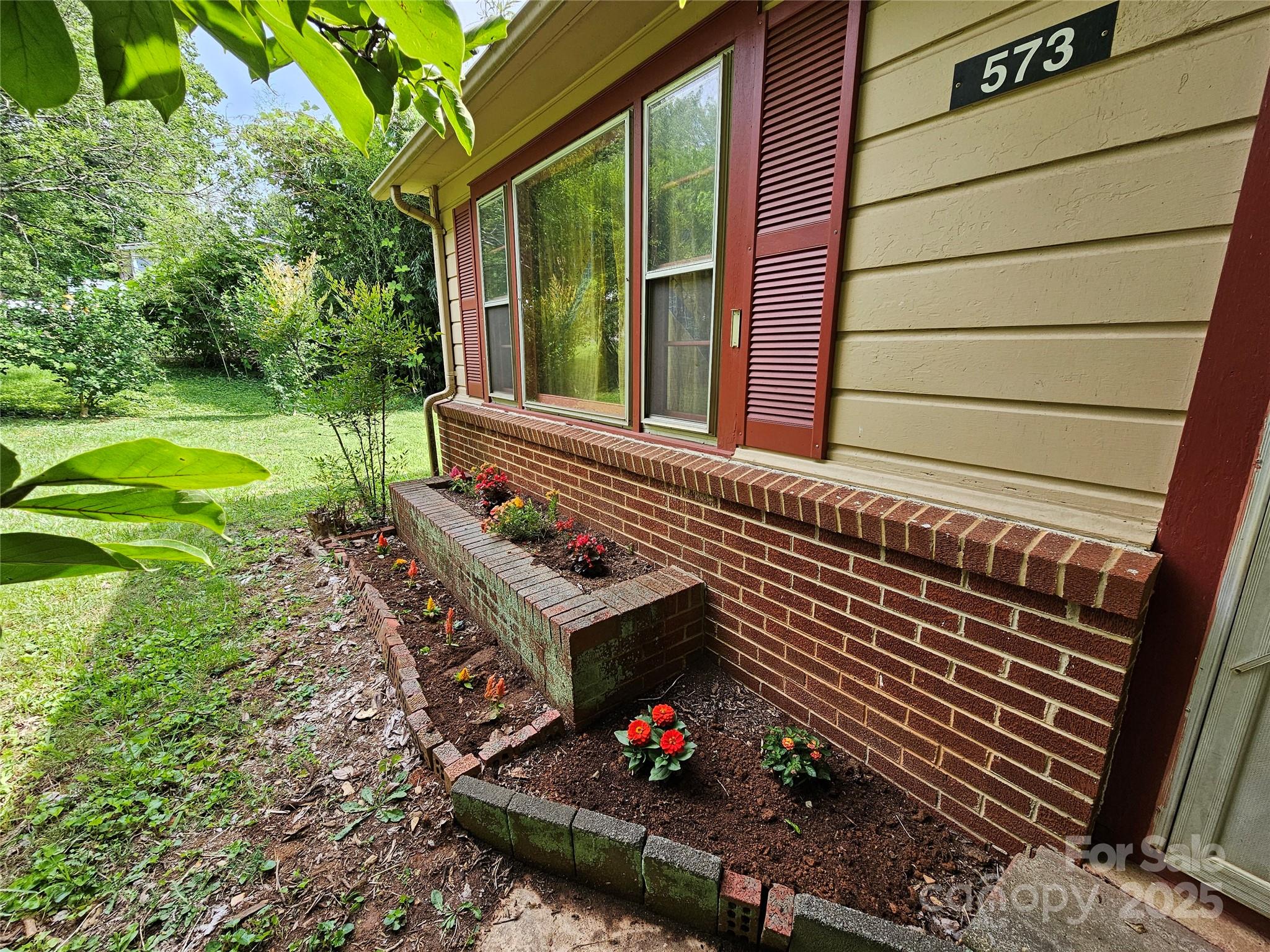573 Uptons Landing Road #79 — Marion