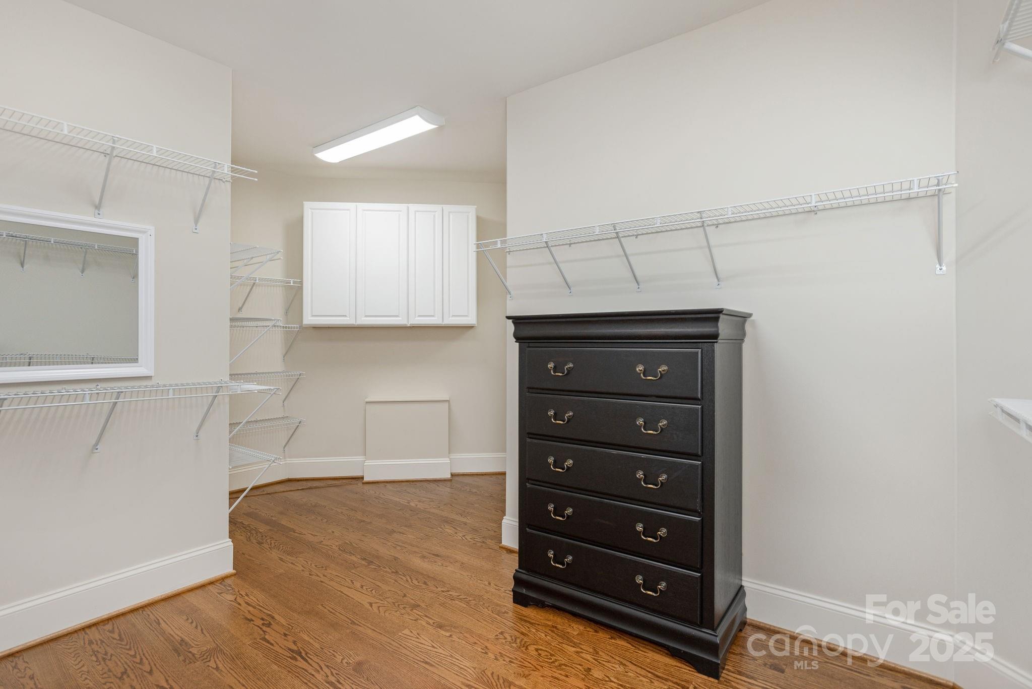 135 POPLAR Loop — Flat Rock