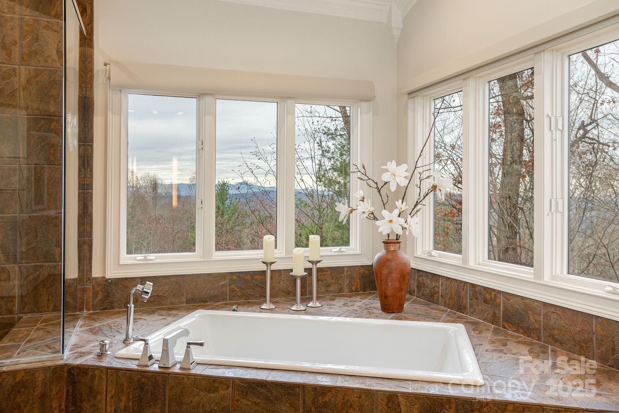 135 POPLAR Loop — Flat Rock