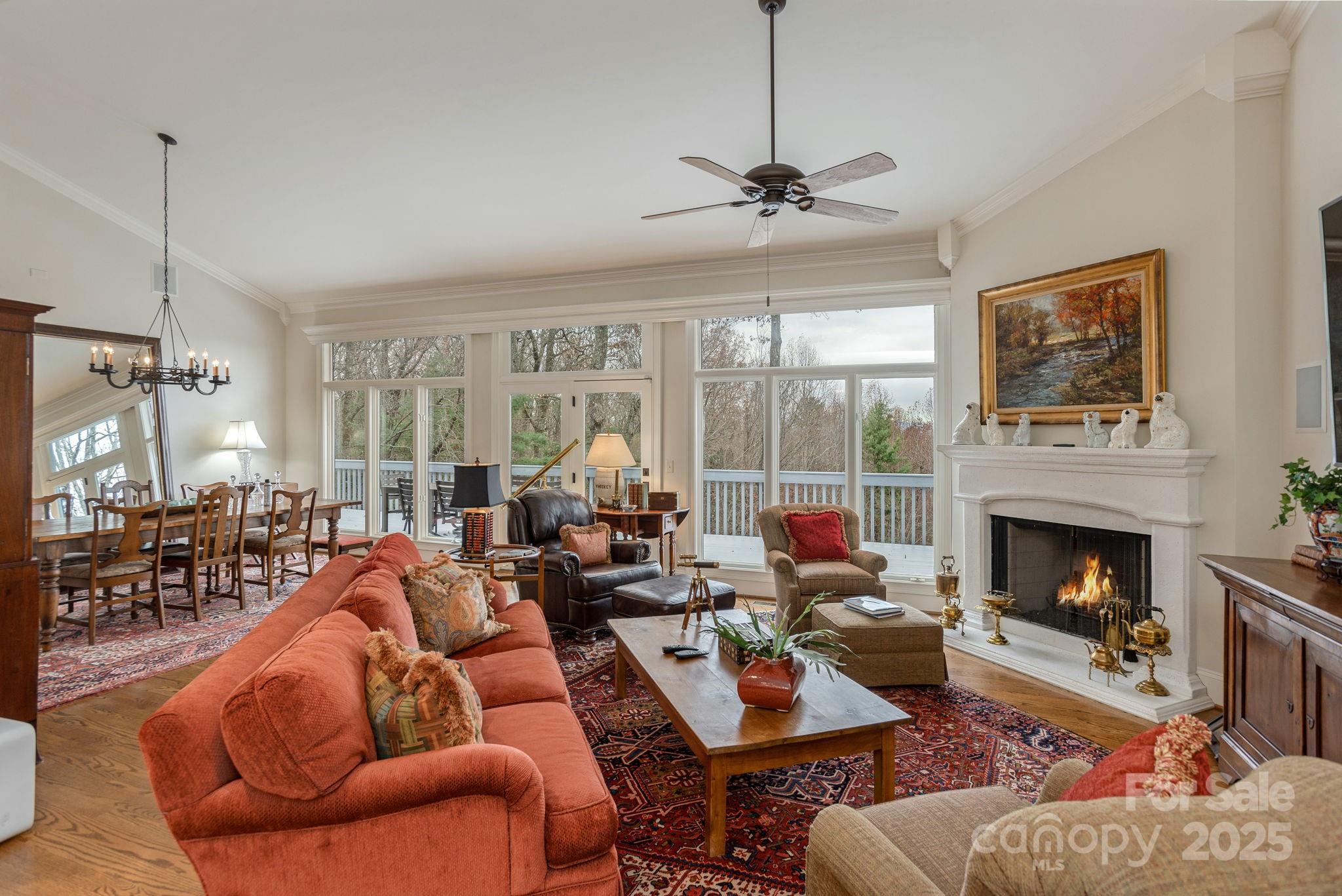 135 POPLAR Loop — Flat Rock
