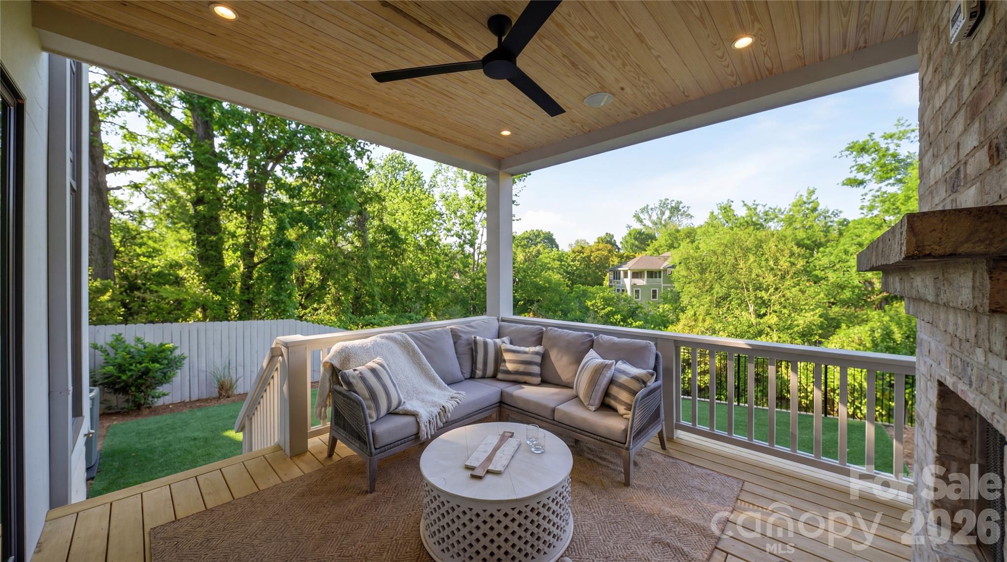 719 Charles Avenue — Charlotte