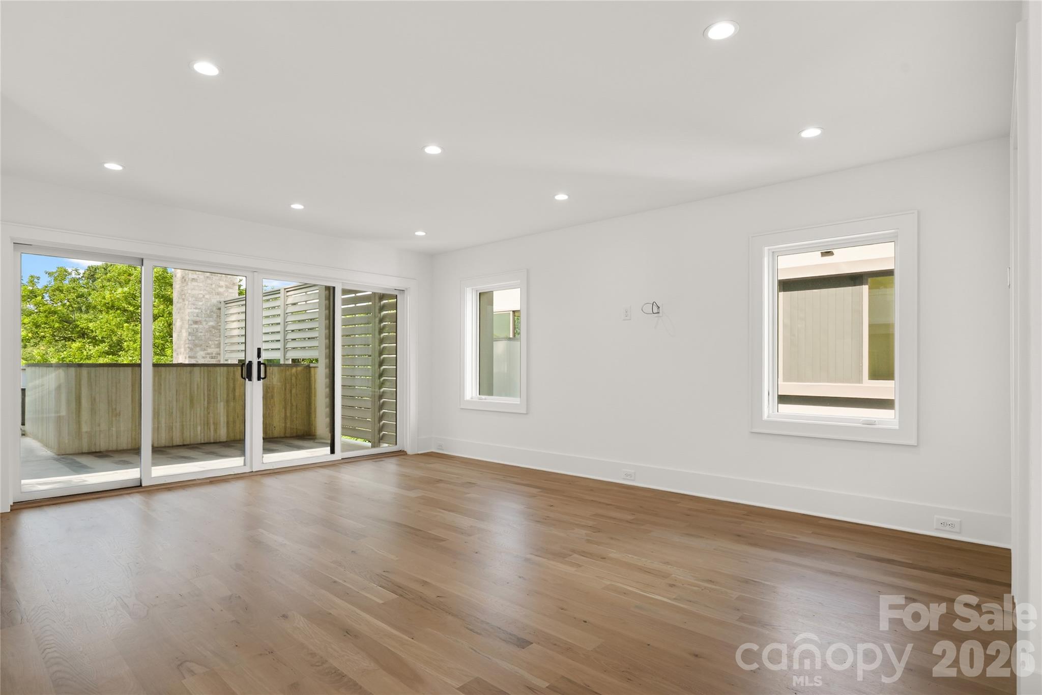 719 Charles Avenue — Charlotte