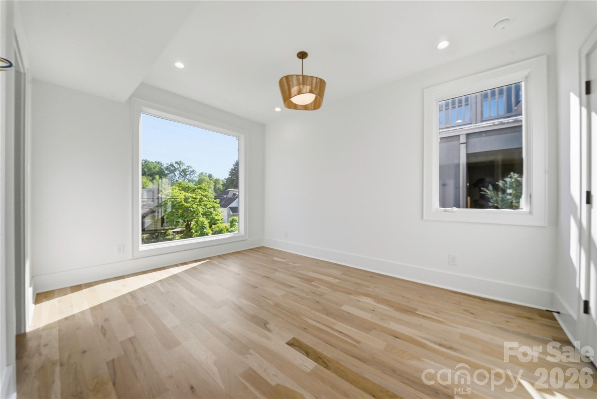 719 Charles Avenue — Charlotte