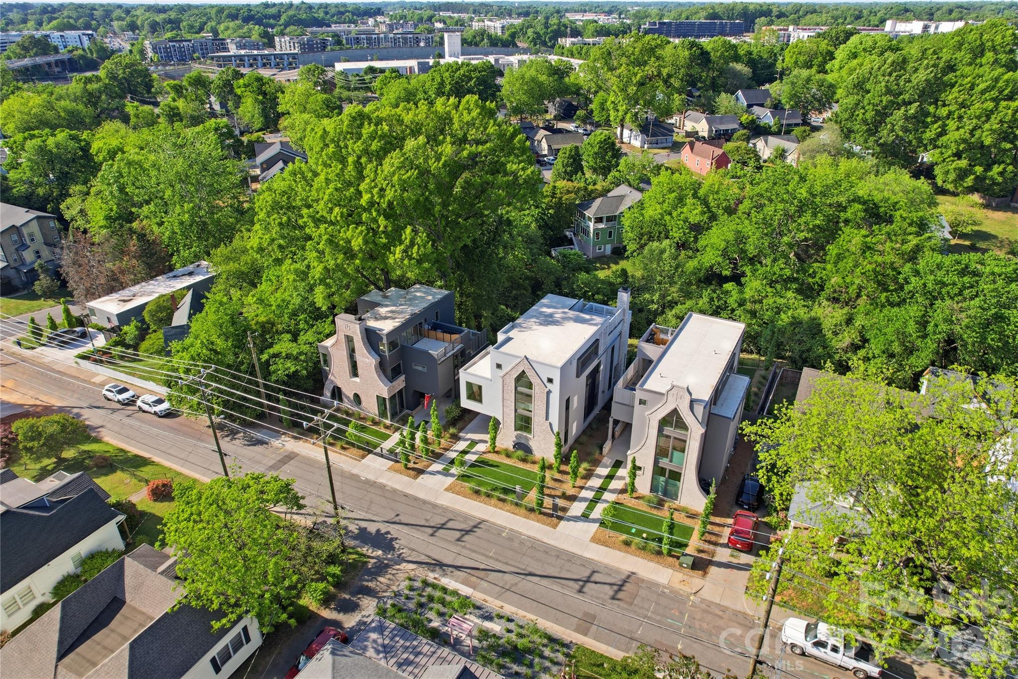 719 Charles Avenue — Charlotte