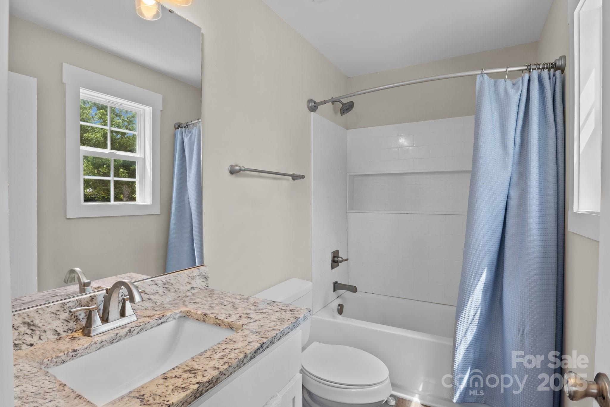 818 W Carolina Avenue — Bessemer City