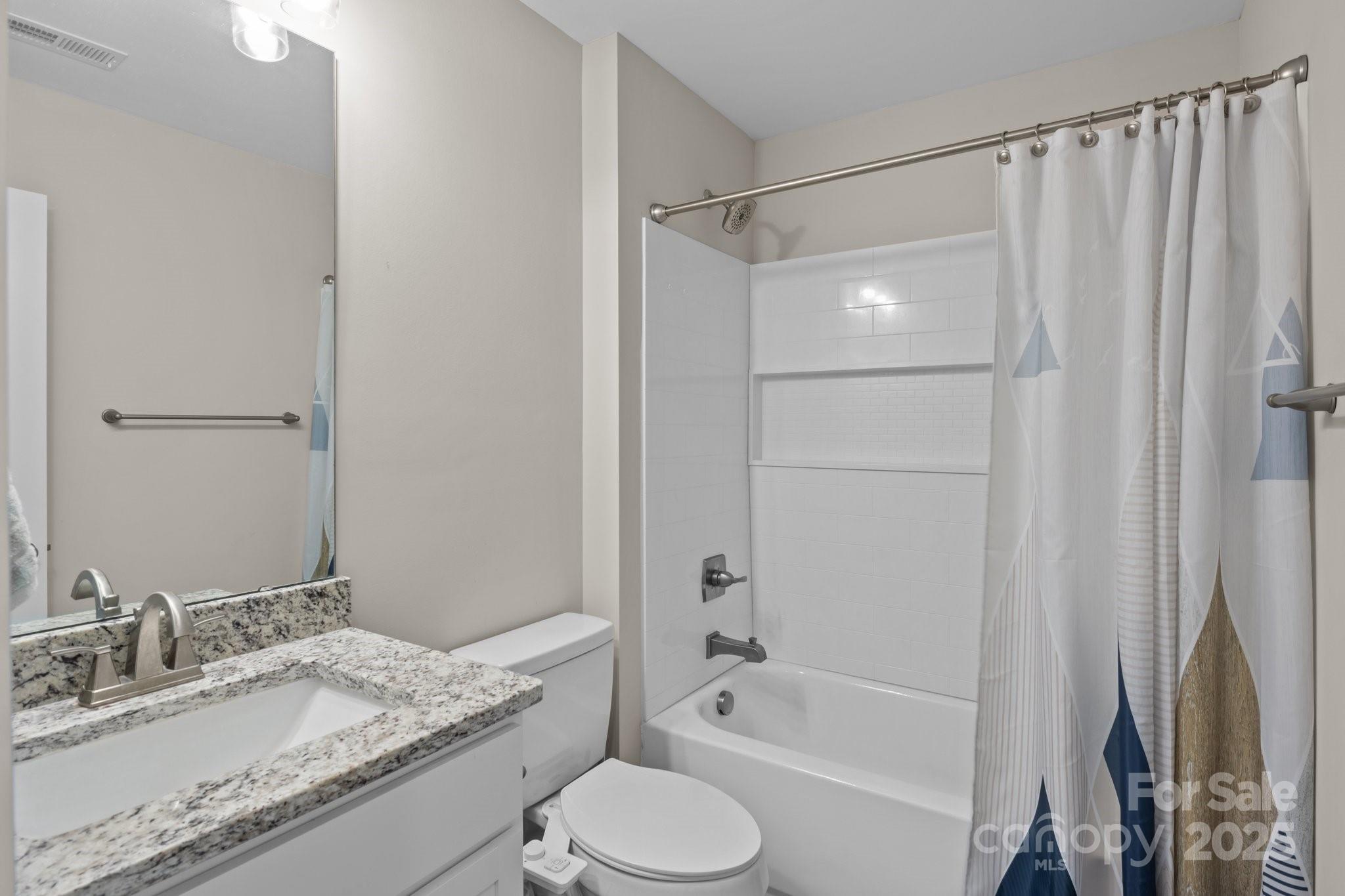 818 W Carolina Avenue — Bessemer City