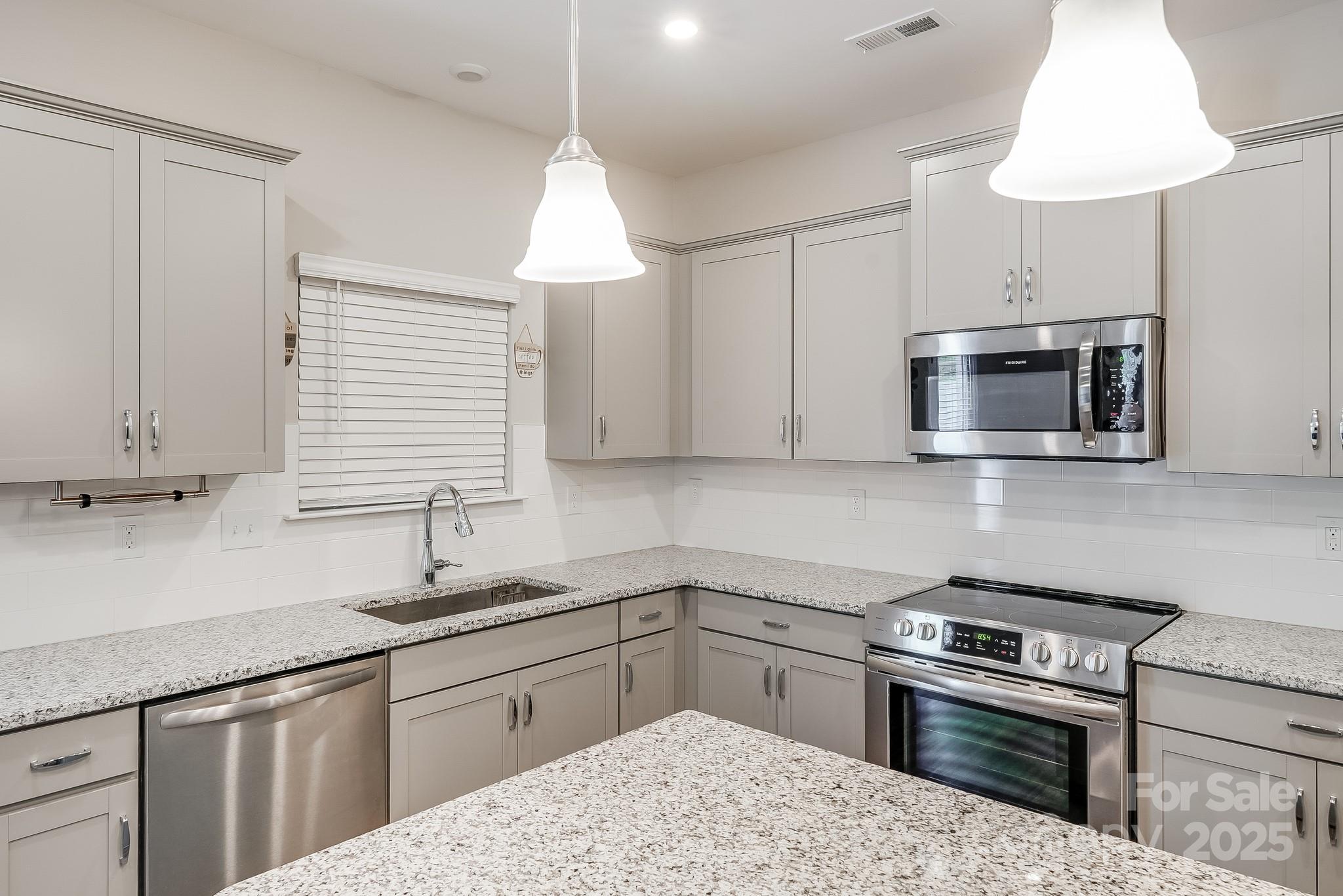 177 Park View Drive — Stanfield