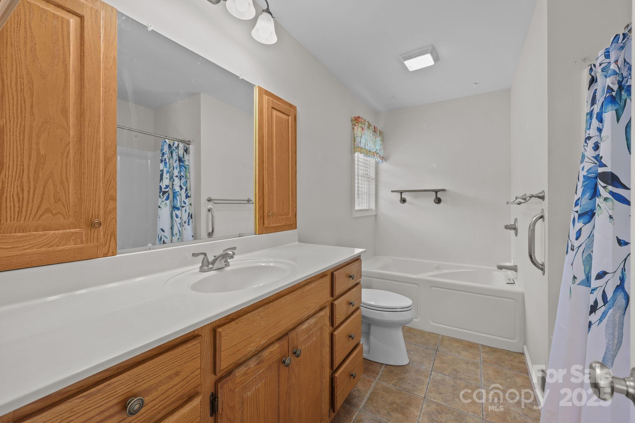 226 Brooks Farm Drive — Rockwell