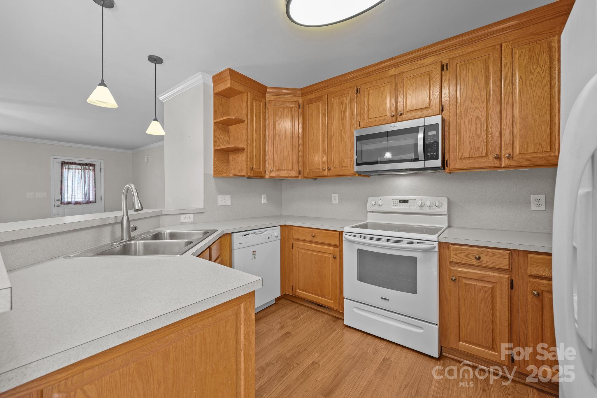 226 Brooks Farm Drive — Rockwell