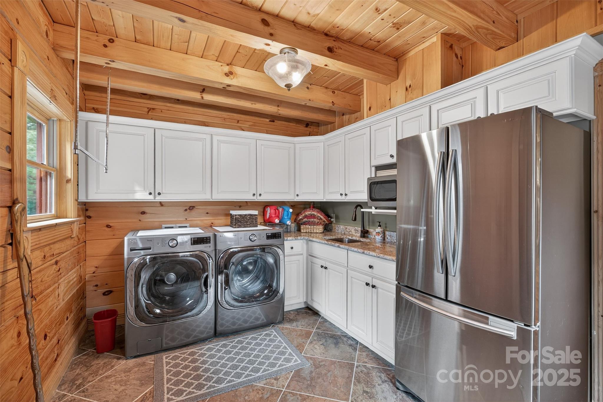 904 Bryan Hollow Road — Boone