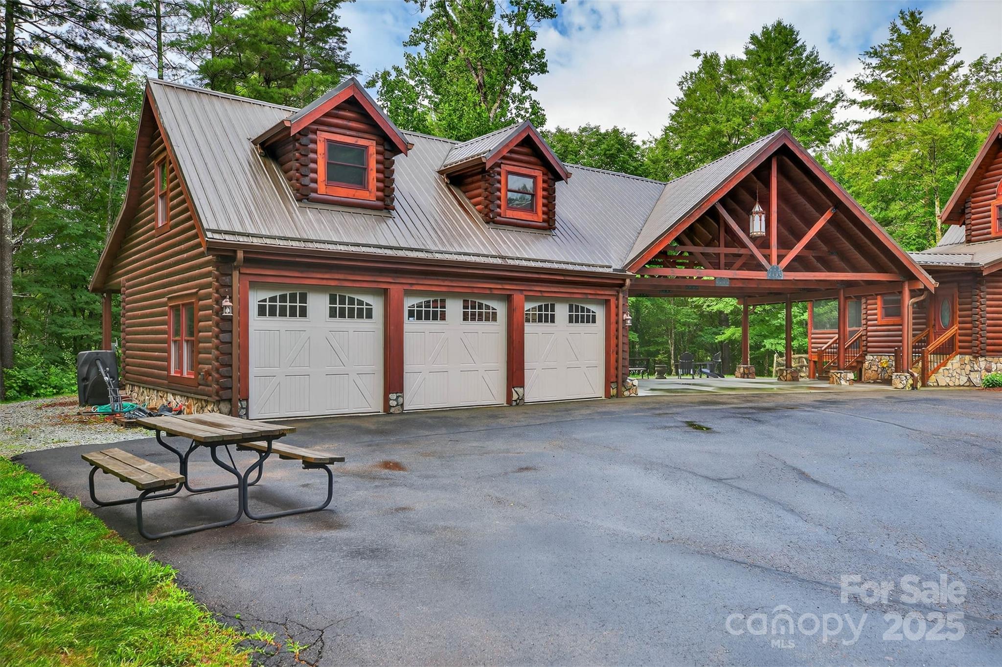 904 Bryan Hollow Road — Boone
