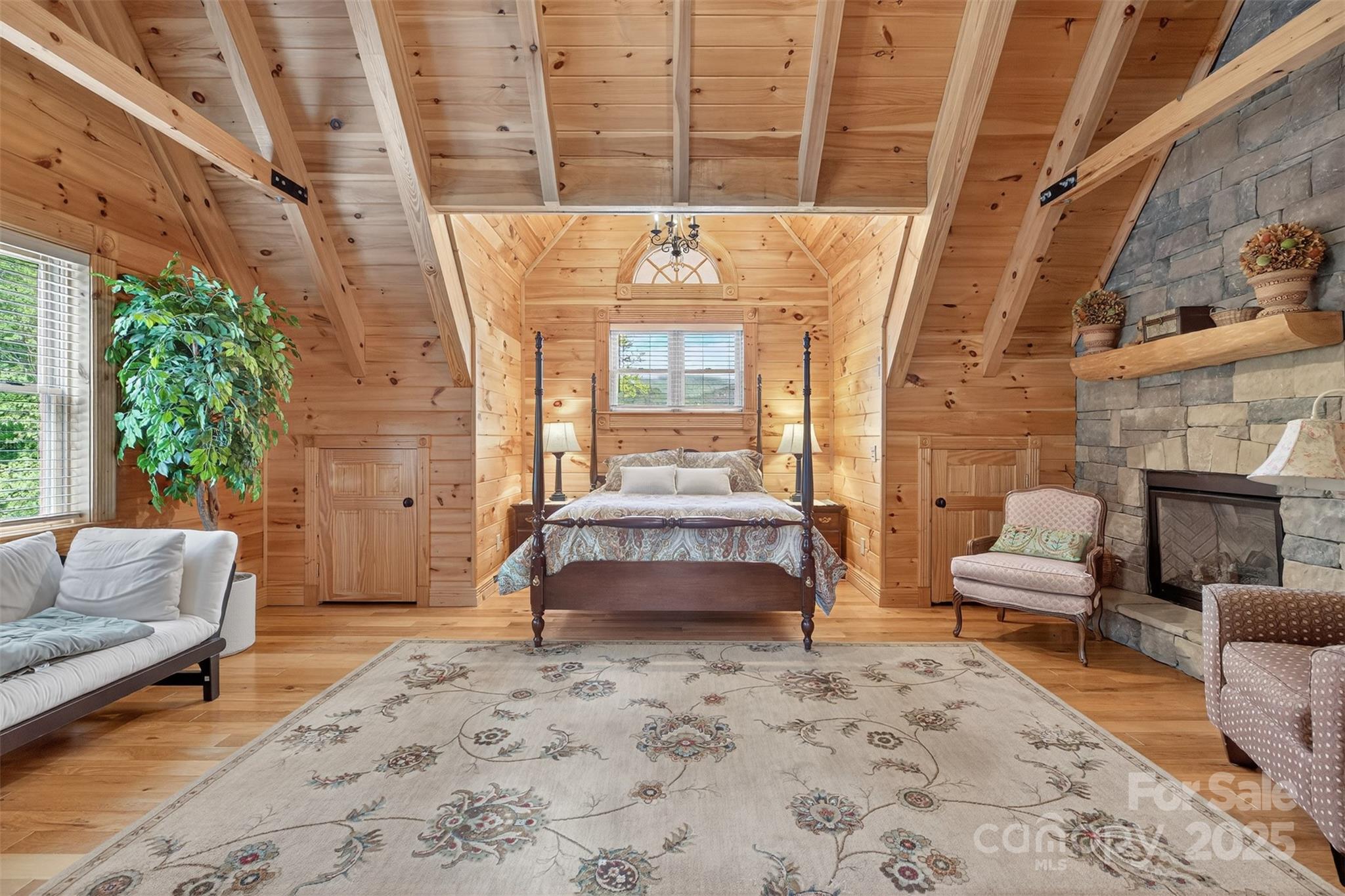 904 Bryan Hollow Road — Boone