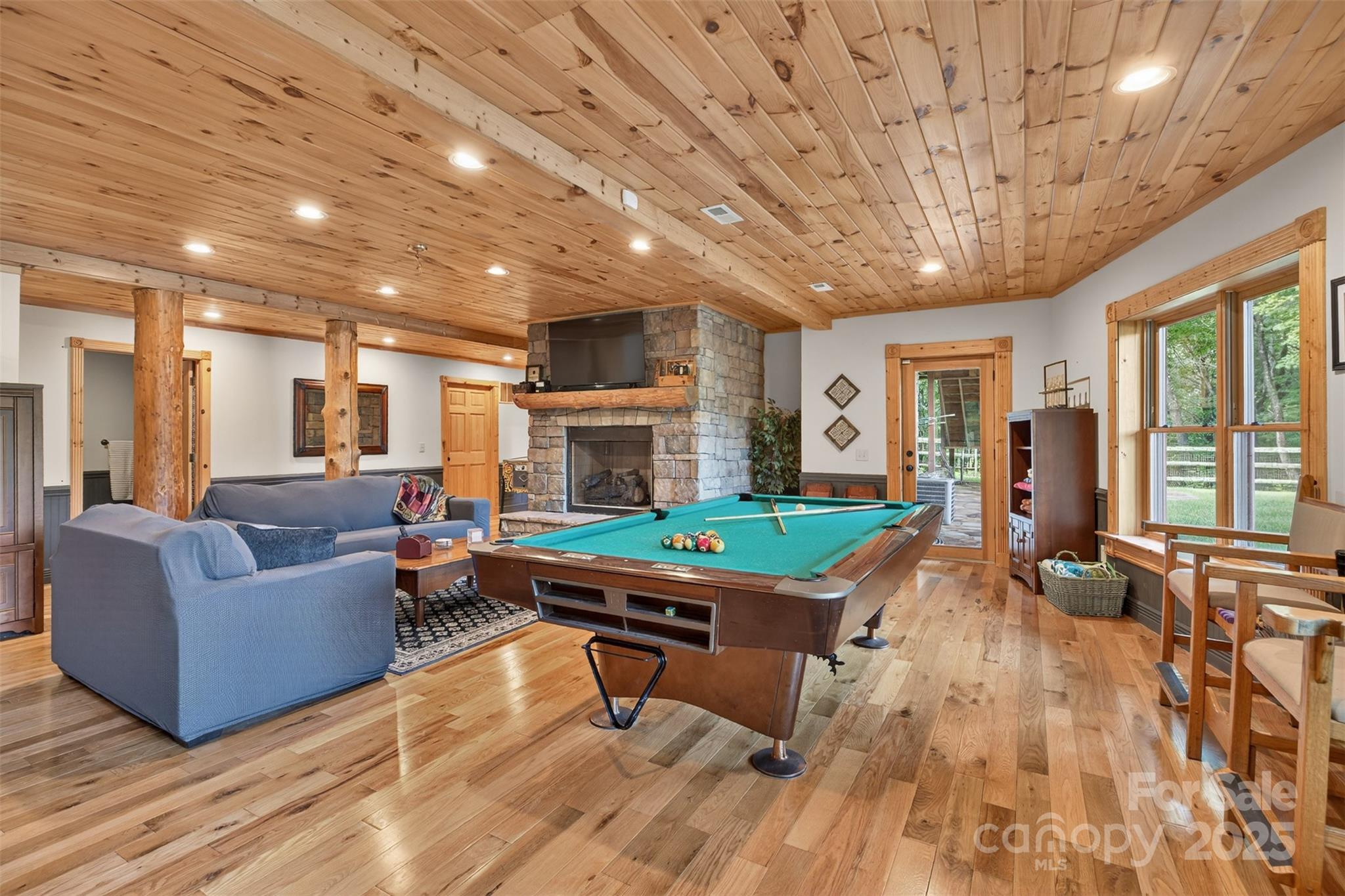 904 Bryan Hollow Road — Boone