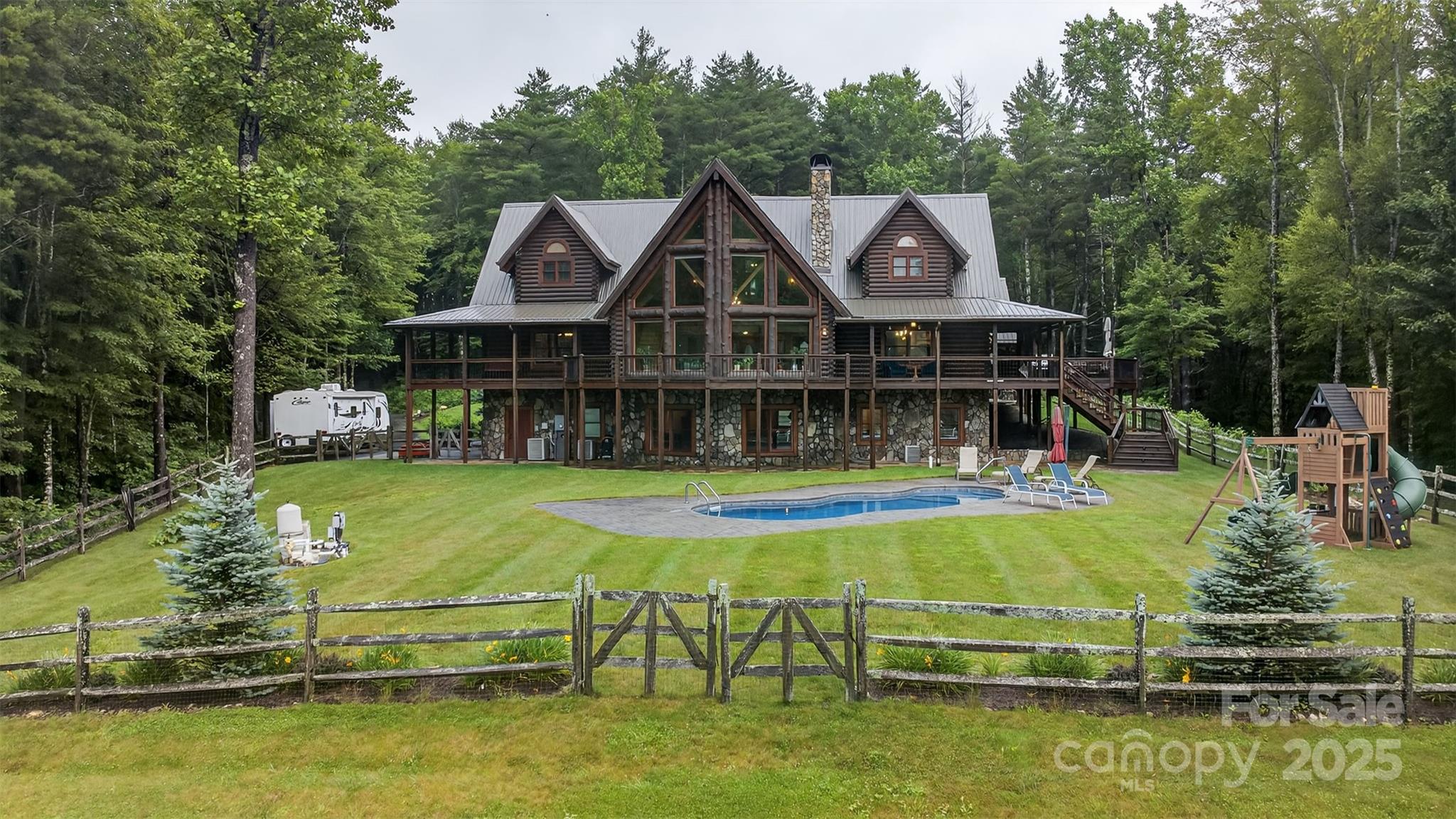 904 Bryan Hollow Road — Boone