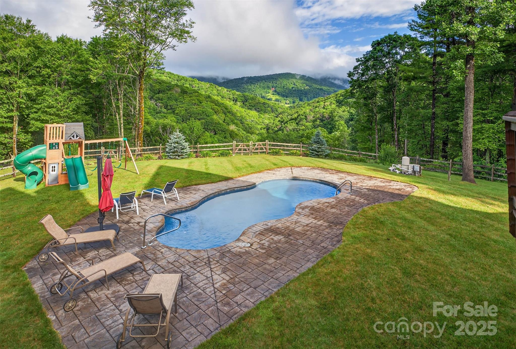 904 Bryan Hollow Road — Boone