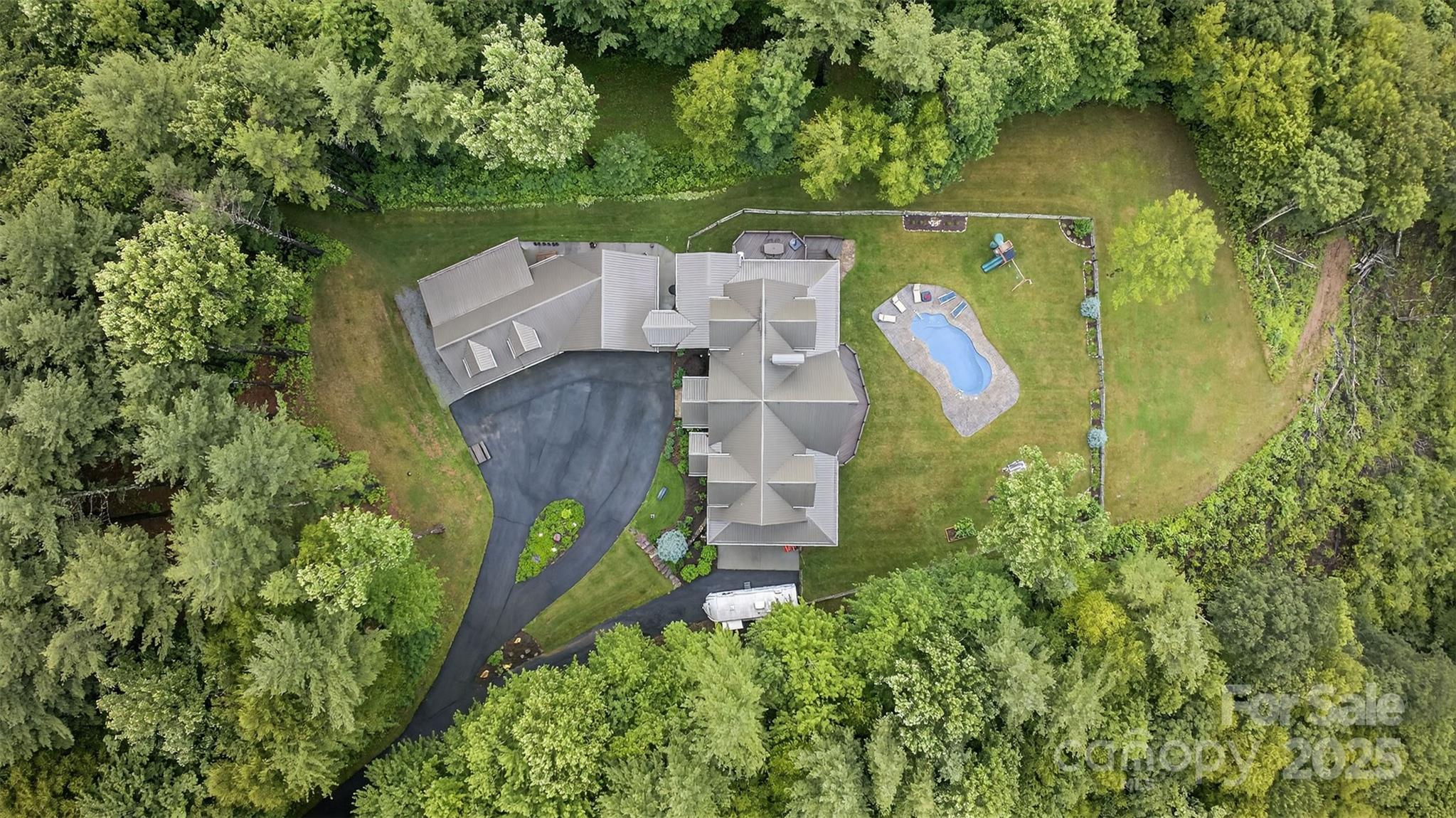 904 Bryan Hollow Road — Boone