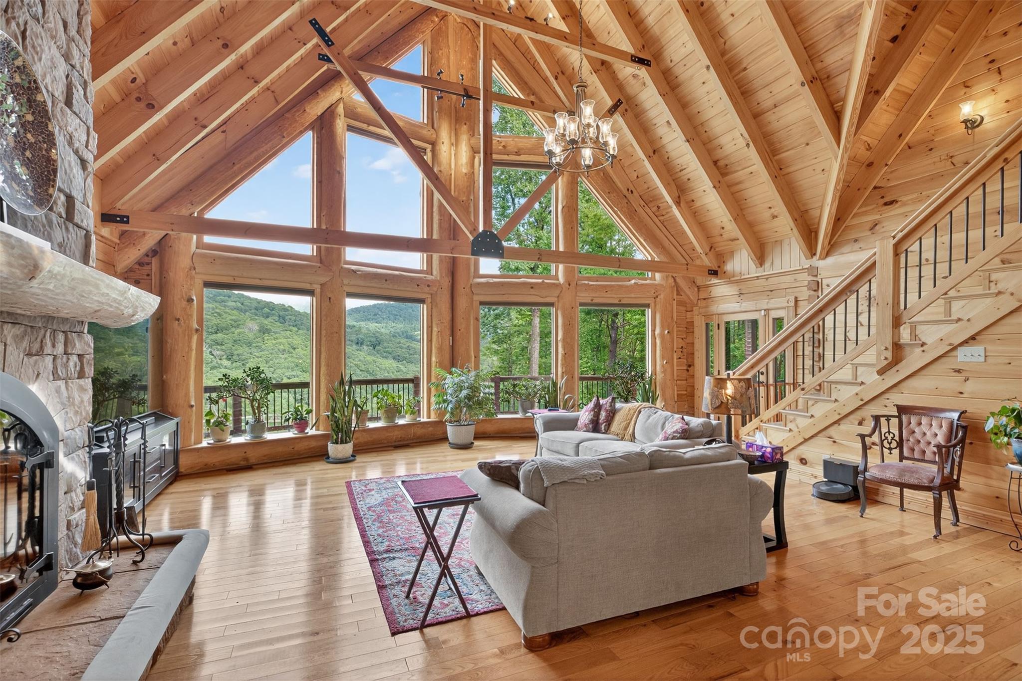 904 Bryan Hollow Road — Boone