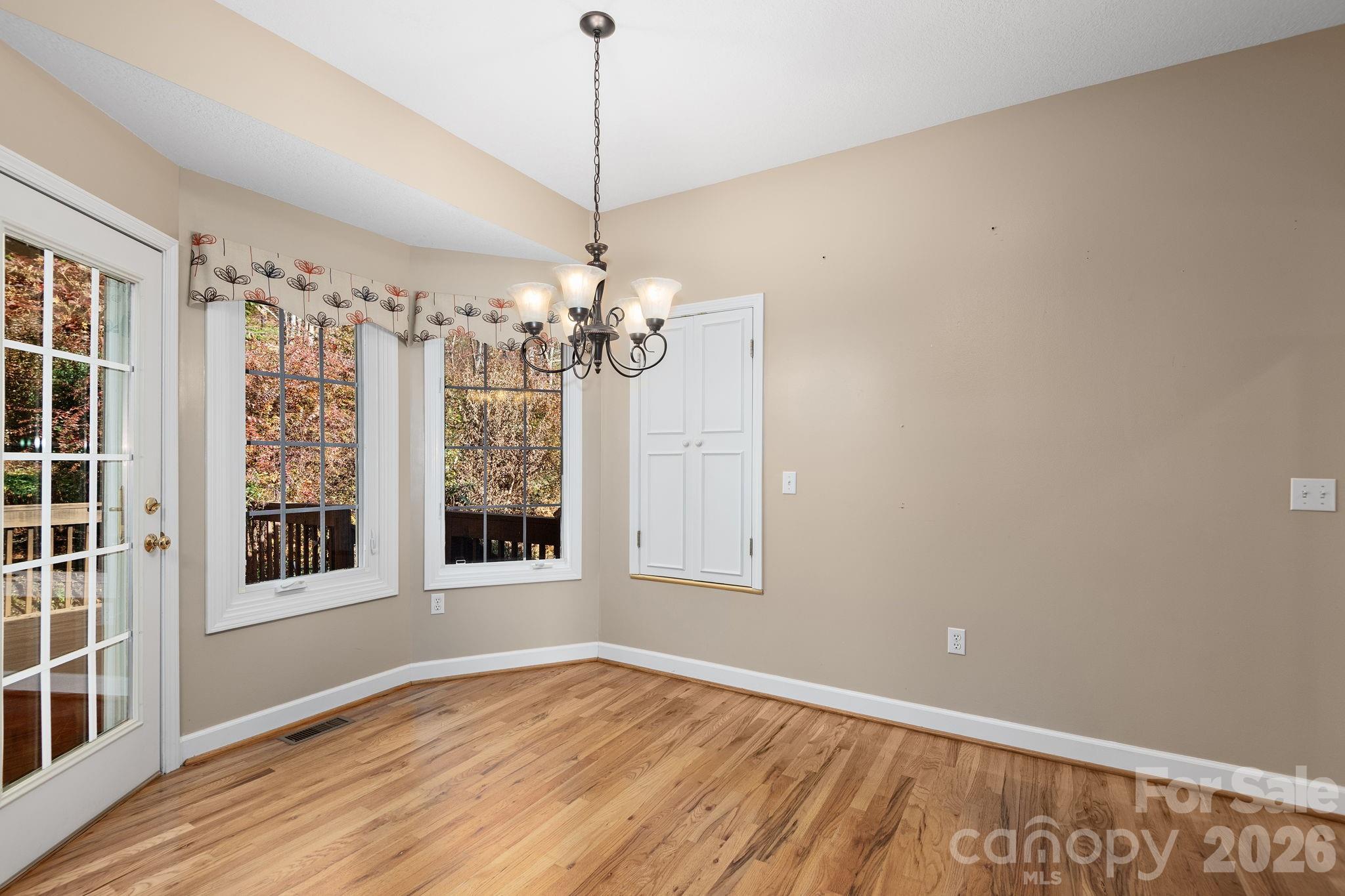 212 Blue Ridge Vista — Asheville