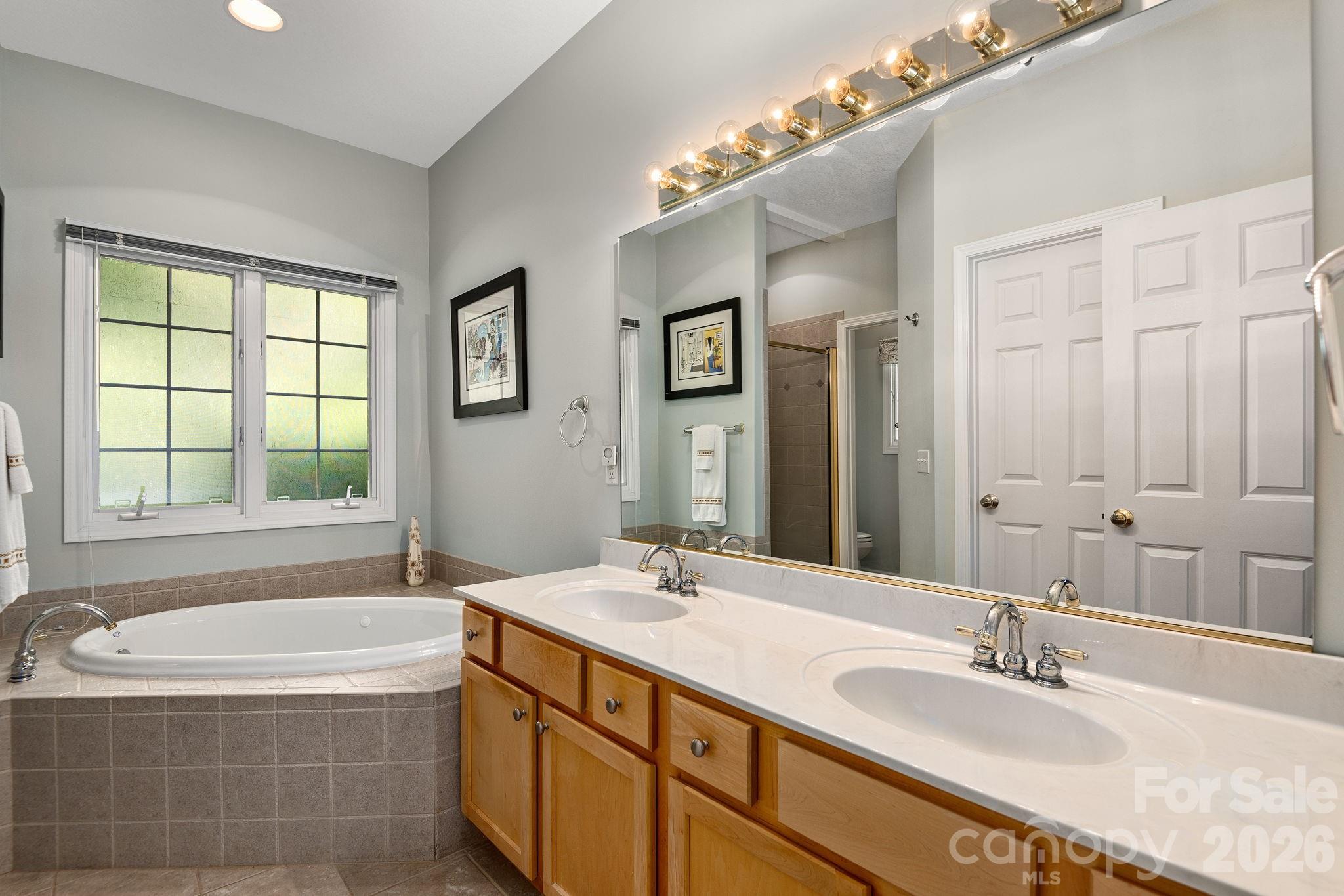 212 Blue Ridge Vista — Asheville