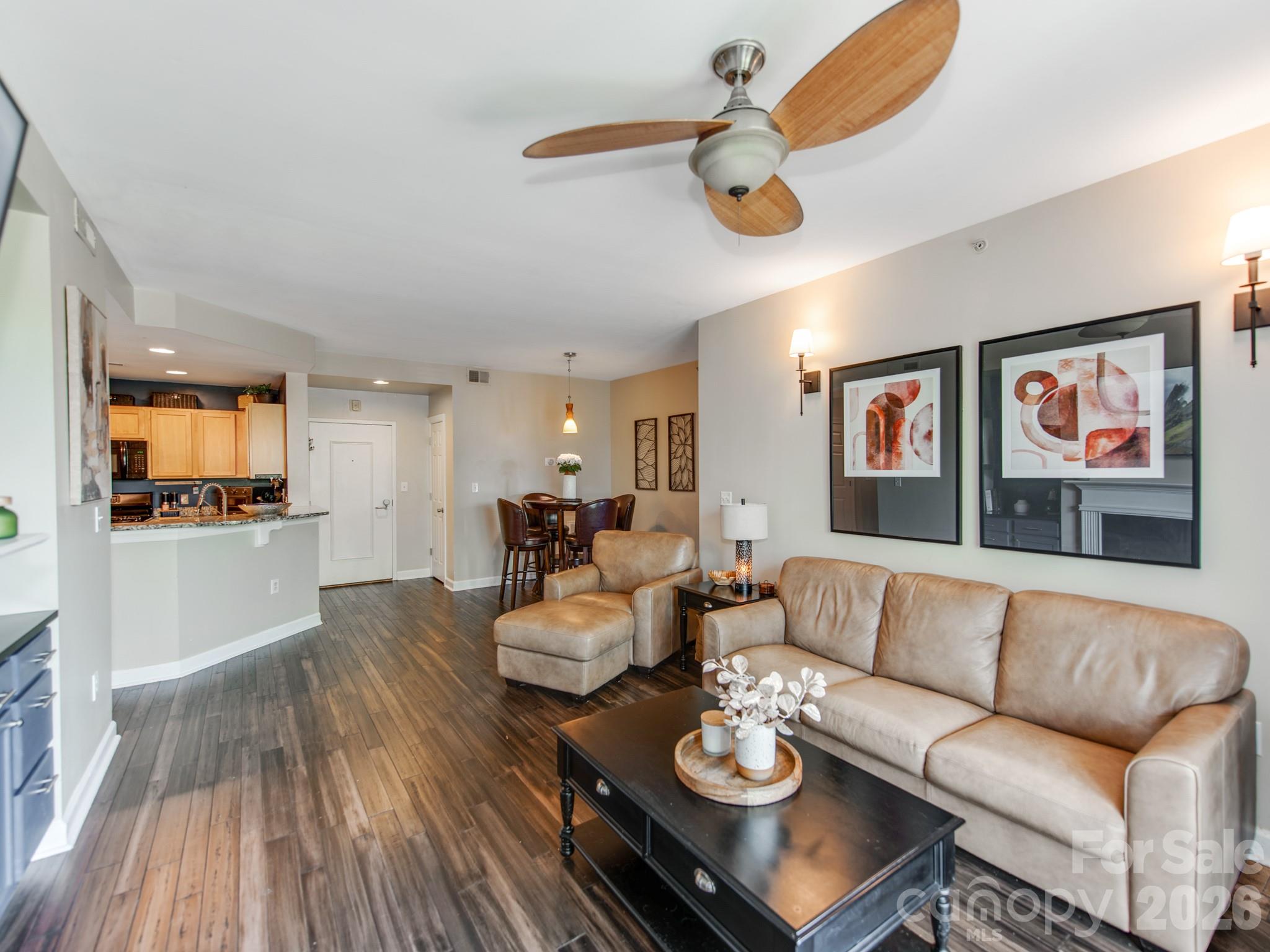 718 W Trade Street #414 — Charlotte
