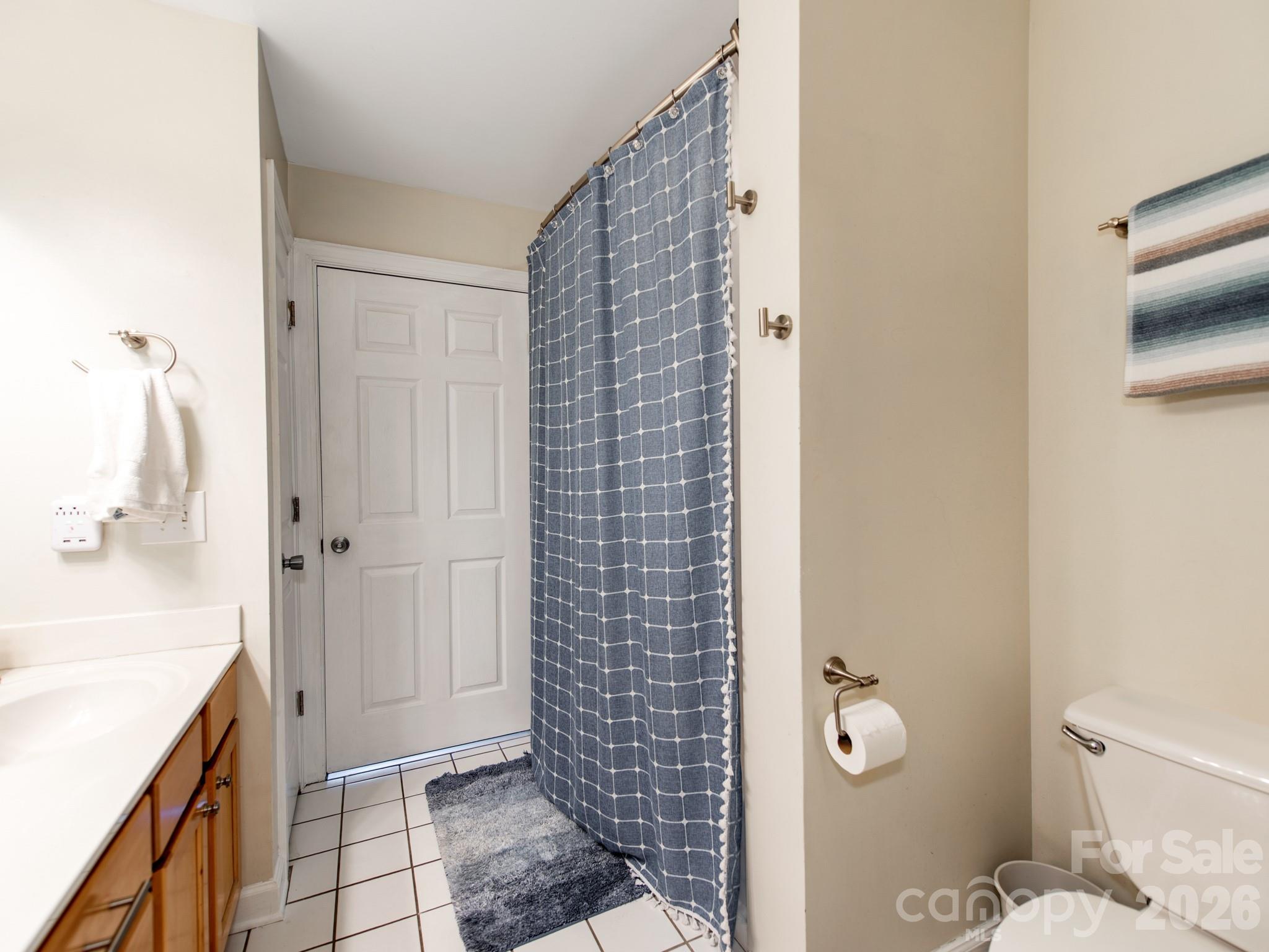 718 W Trade Street #414 — Charlotte