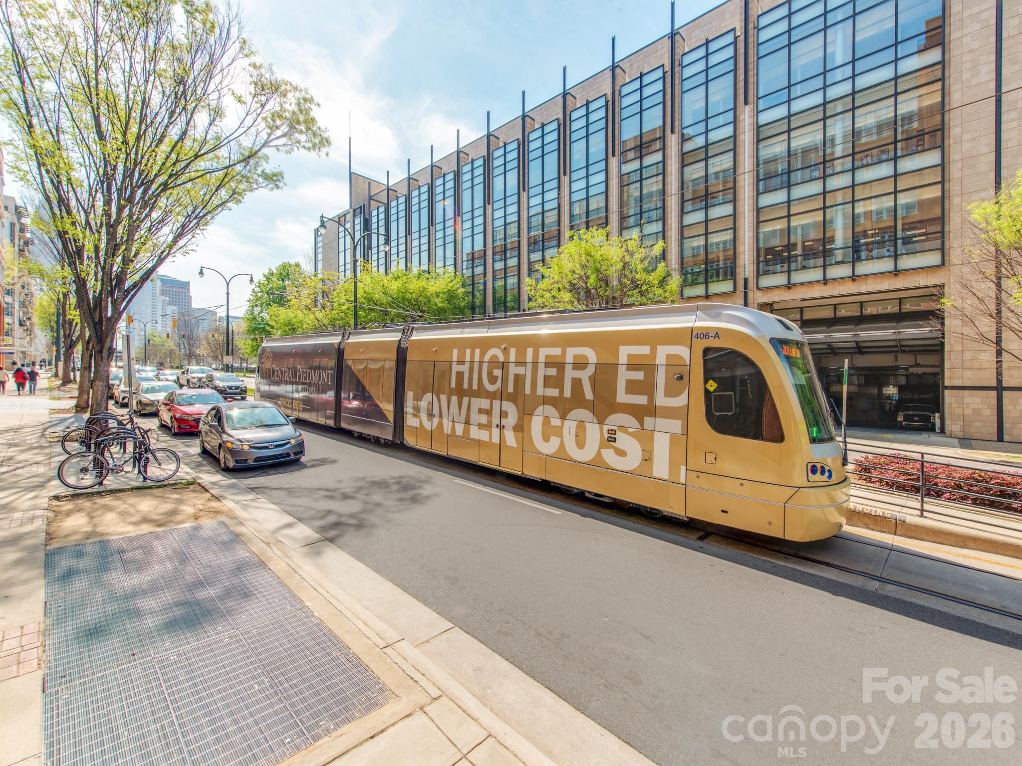 718 W Trade Street #414 — Charlotte