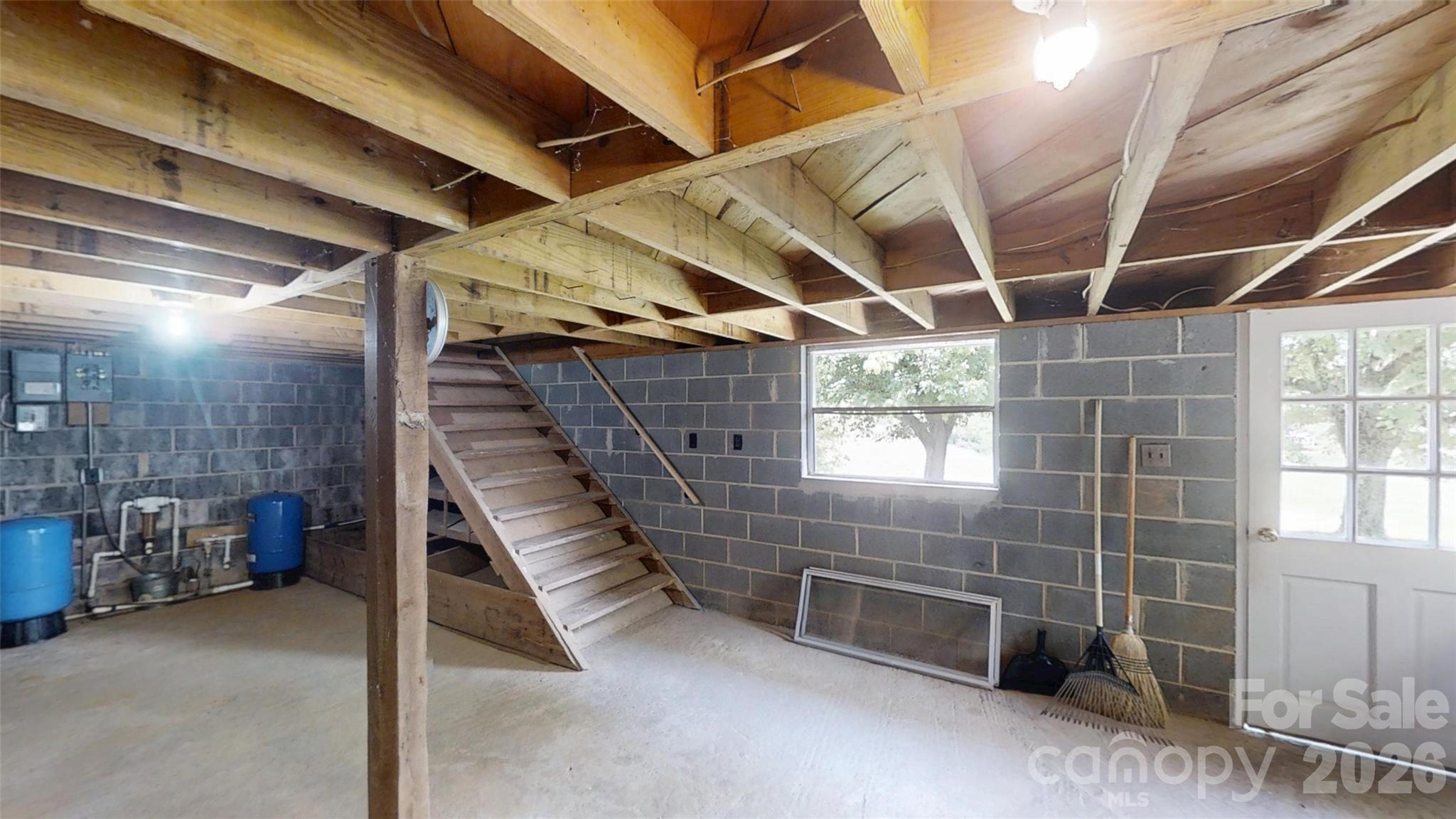 560 Bailey Mountain Road — Mars Hill