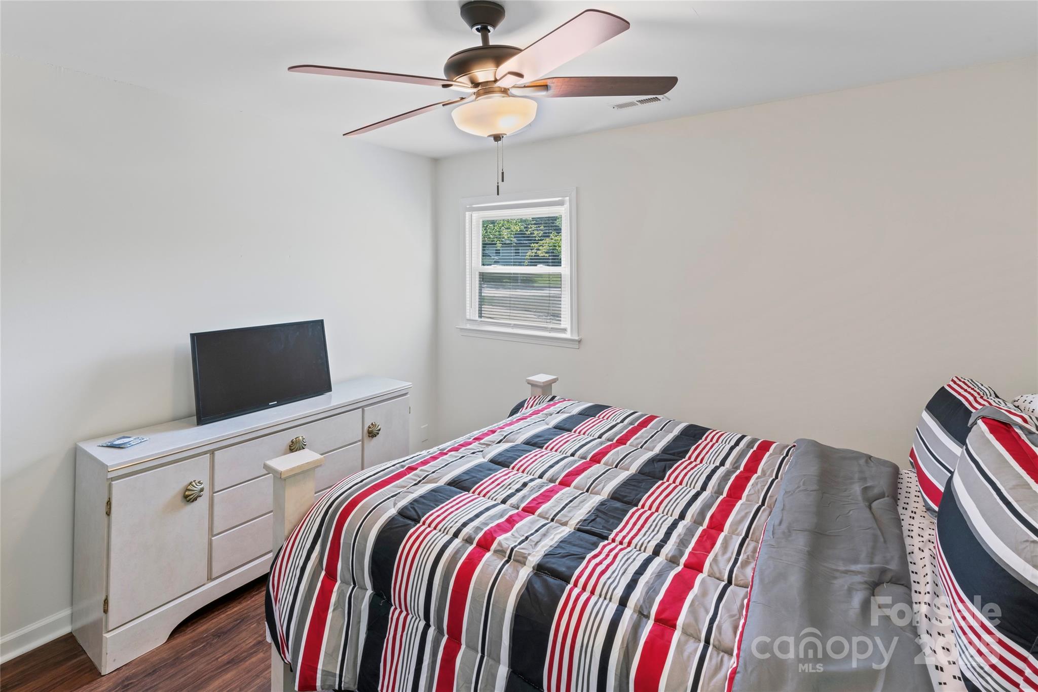 1505 Northwoods Drive — Kings Mountain