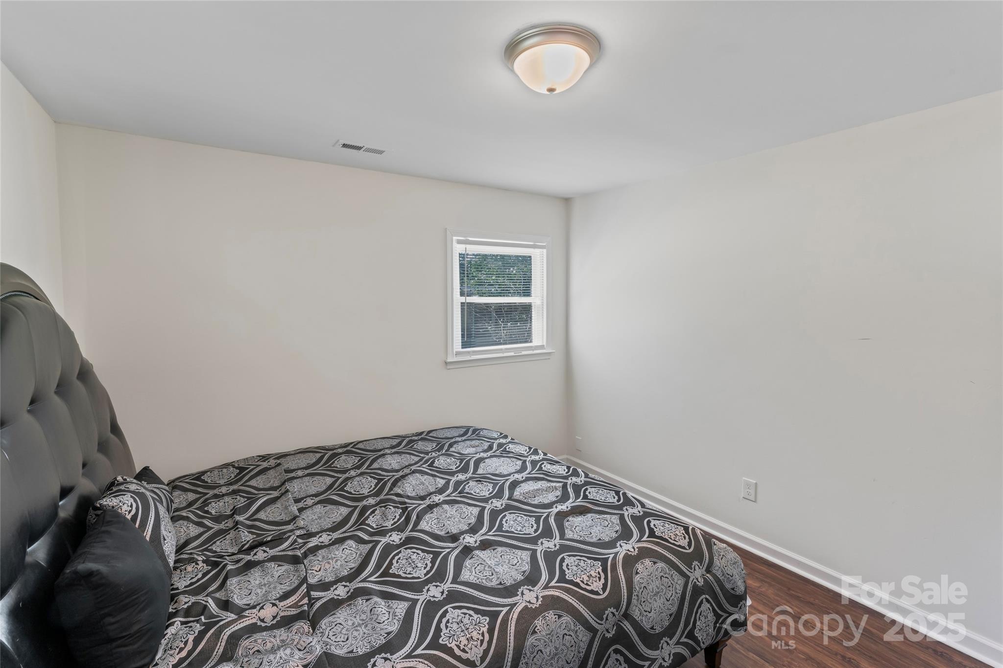 1505 Northwoods Drive — Kings Mountain