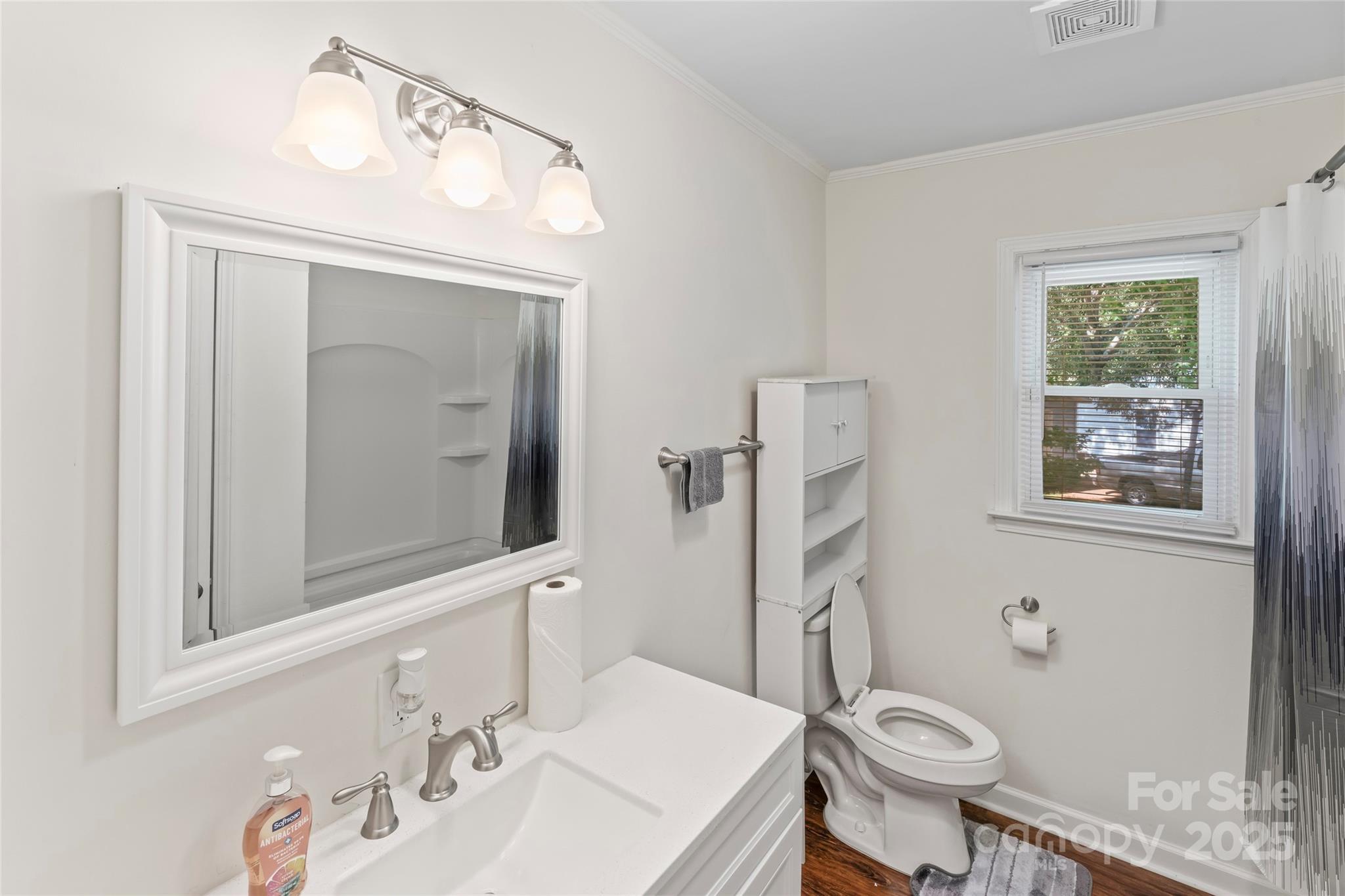 1505 Northwoods Drive — Kings Mountain
