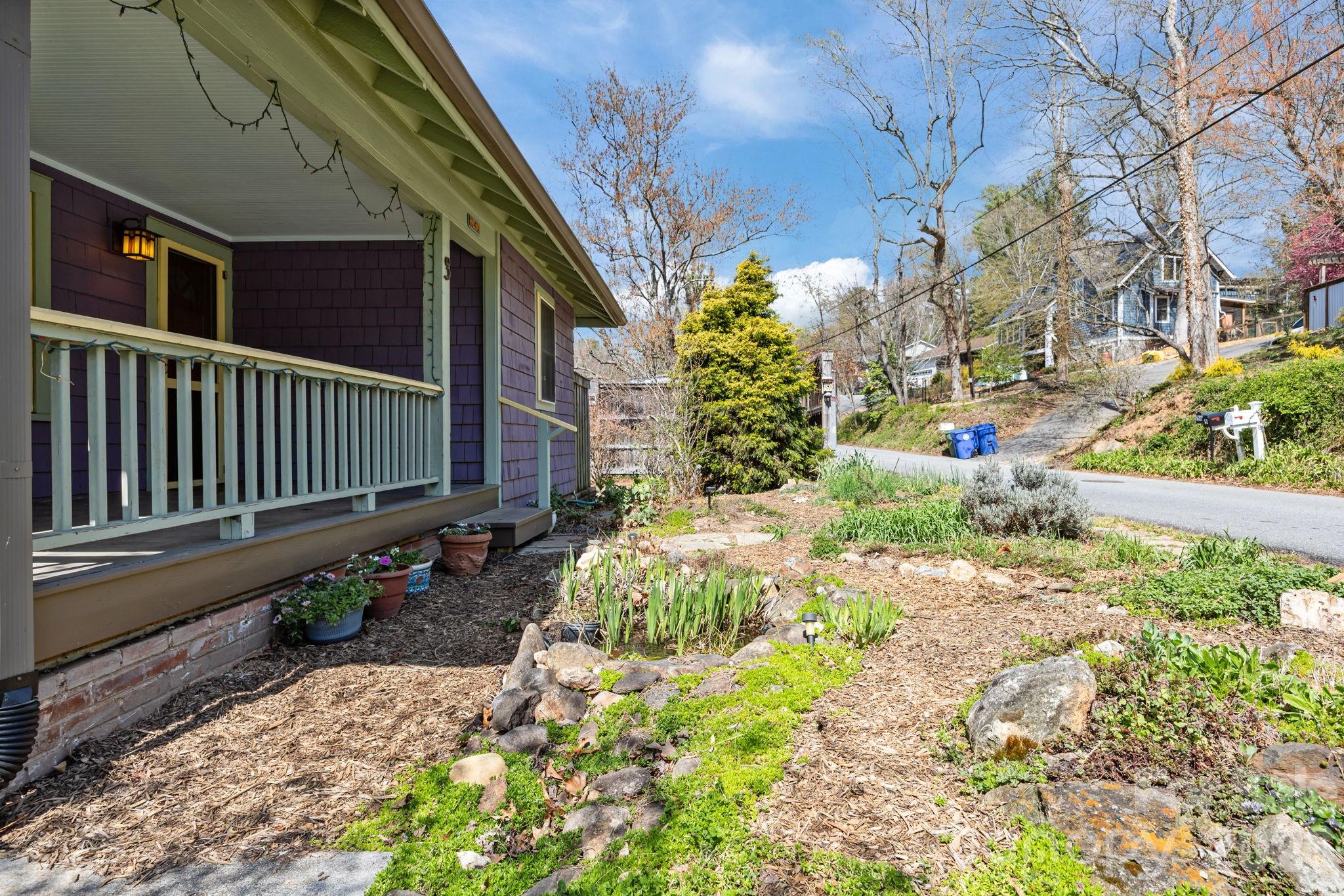 3 Manila Street — Asheville