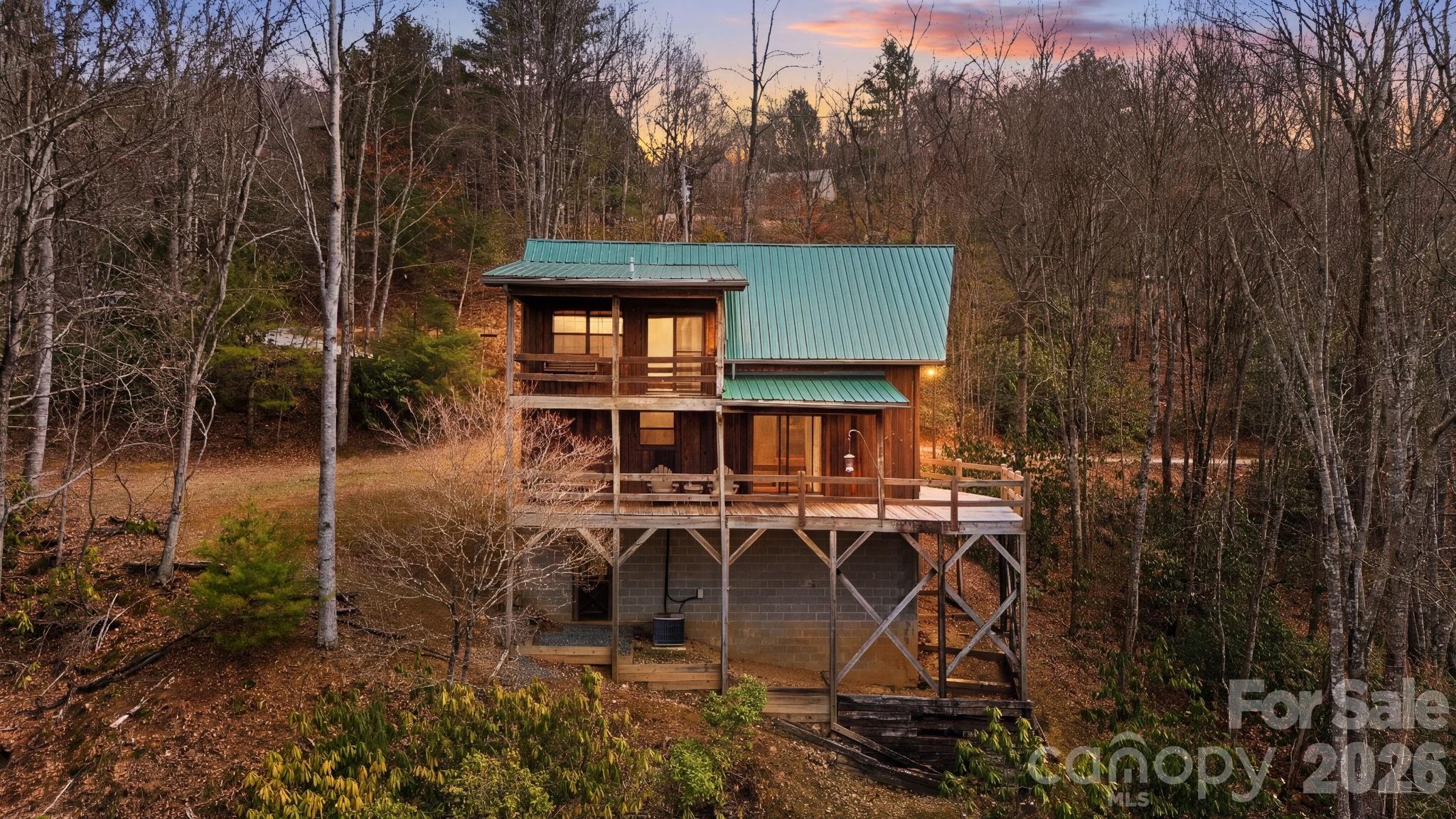 236 Valleyview Drive — Topton