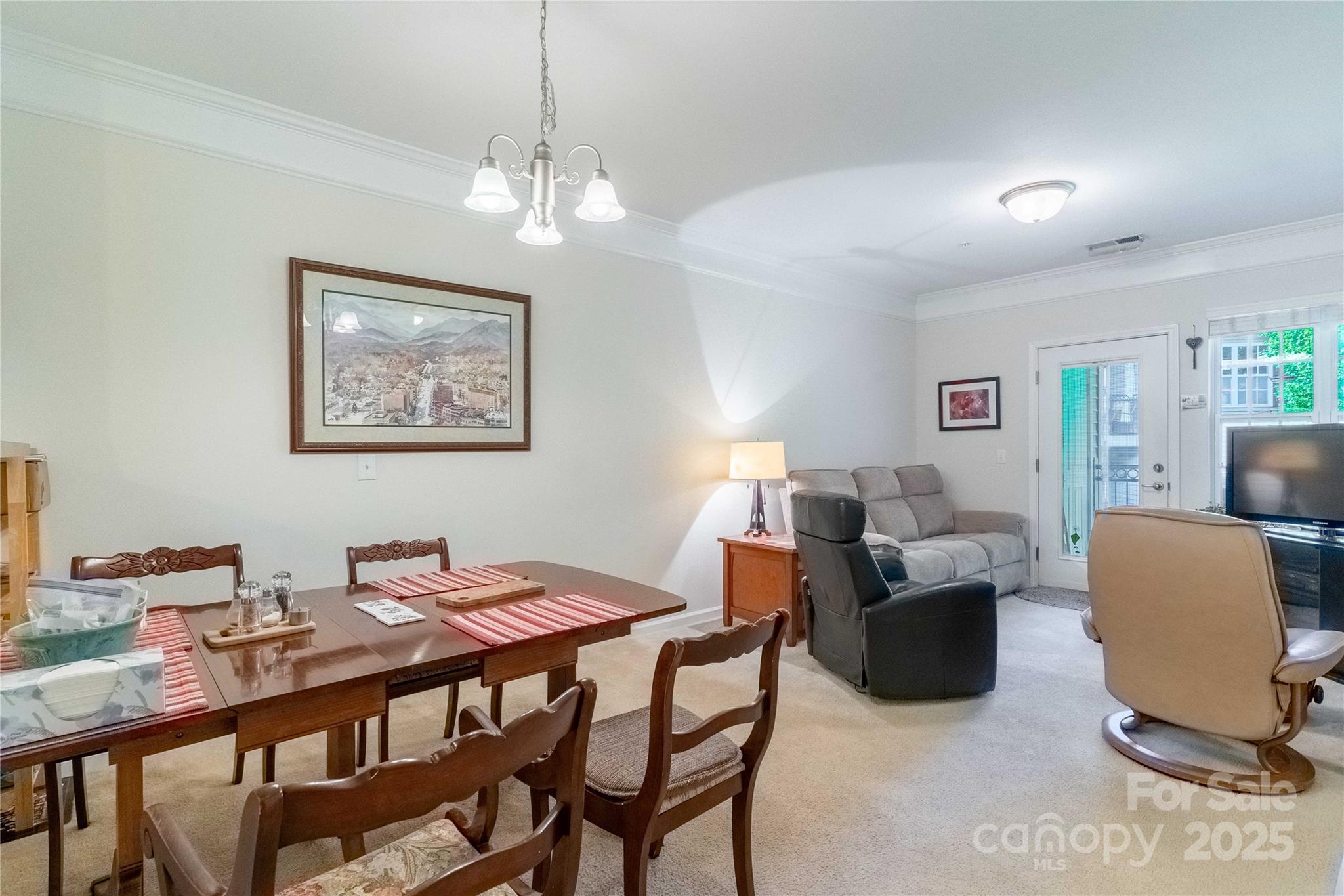 332 Appeldoorn Circle — Asheville