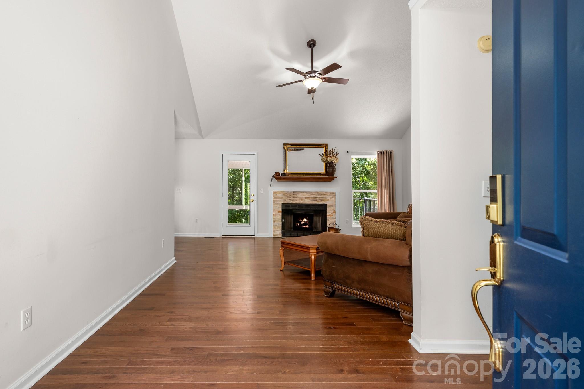 701 Salisbury Road — Hendersonville