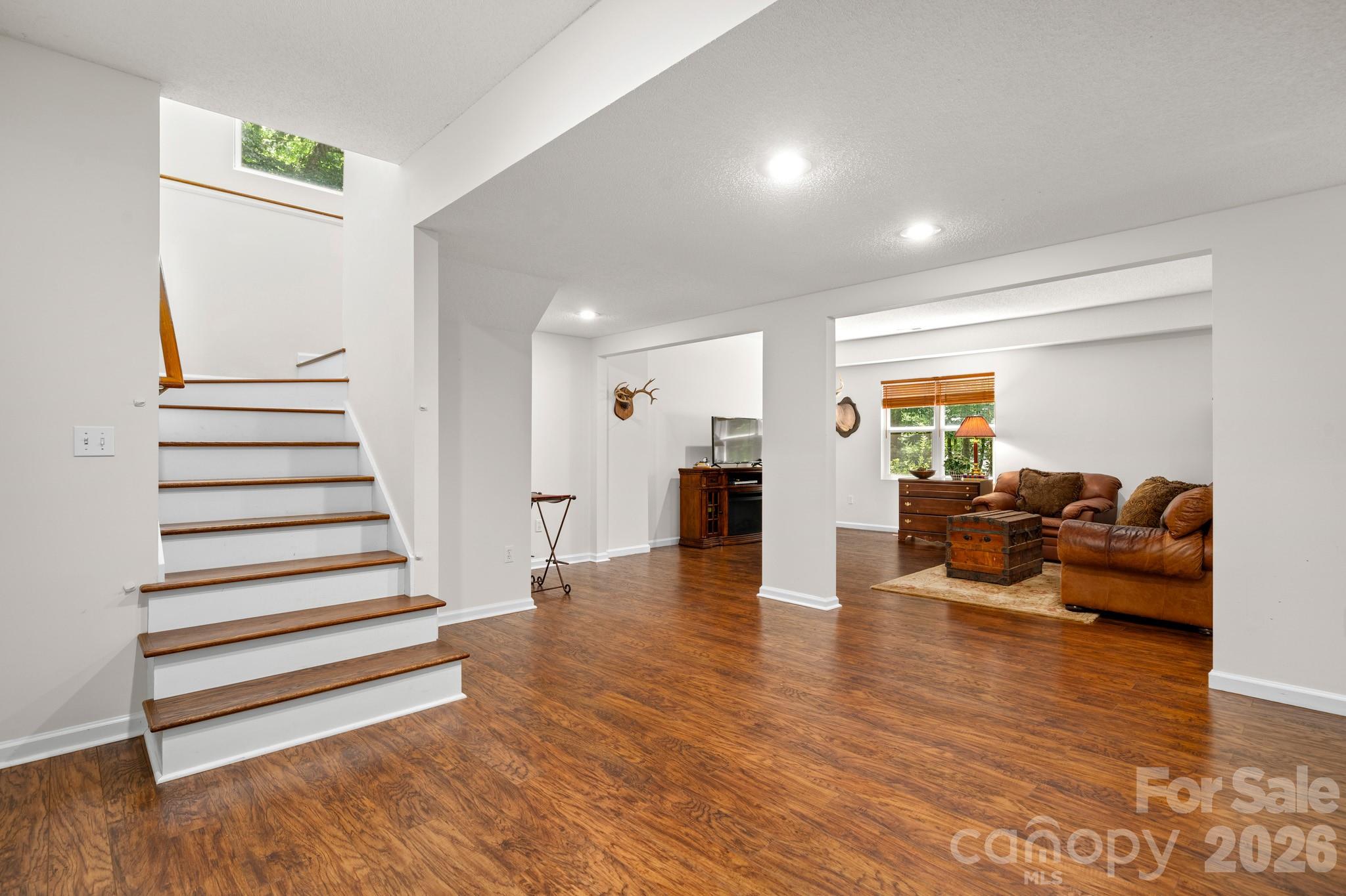 701 Salisbury Road — Hendersonville