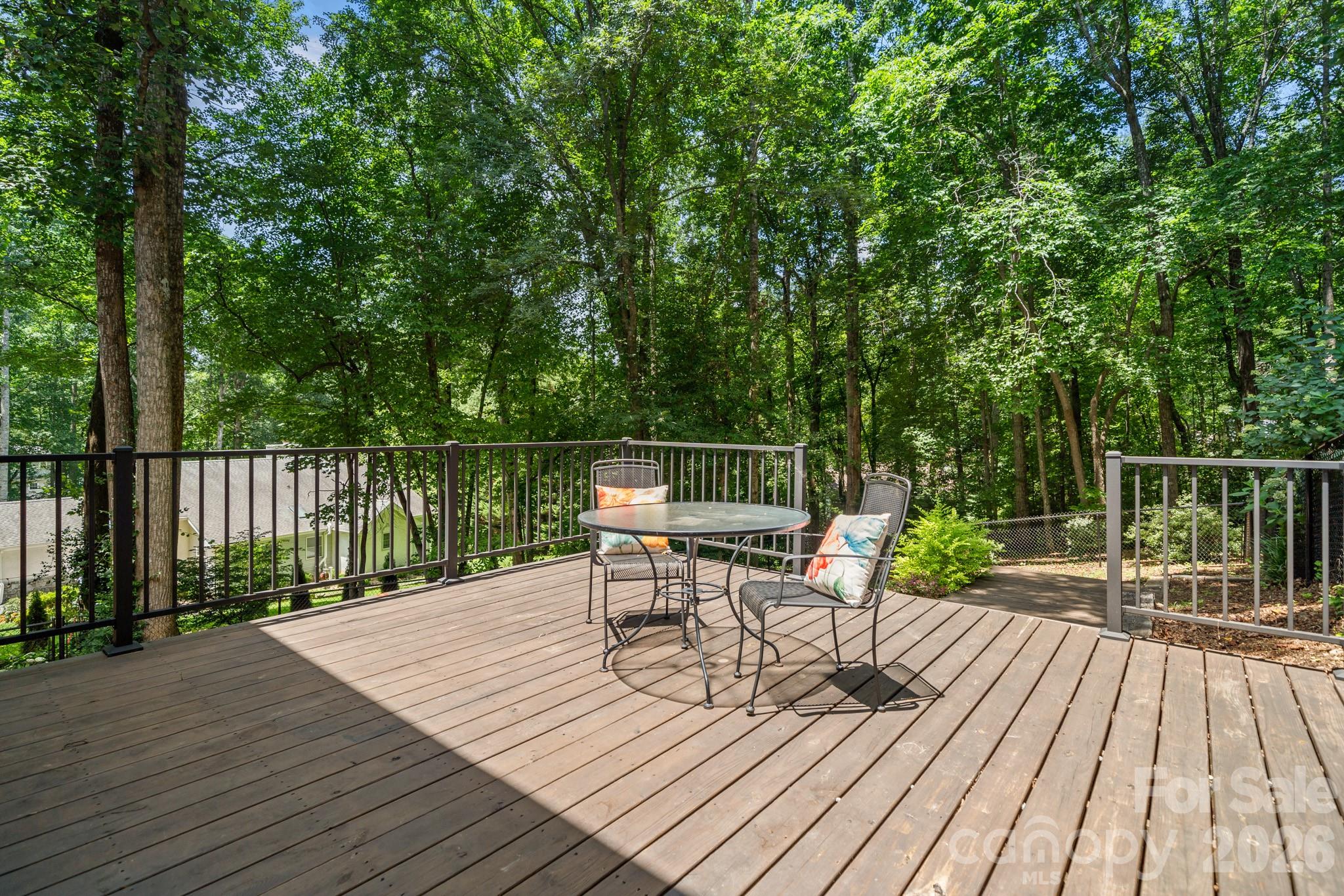 701 Salisbury Road — Hendersonville
