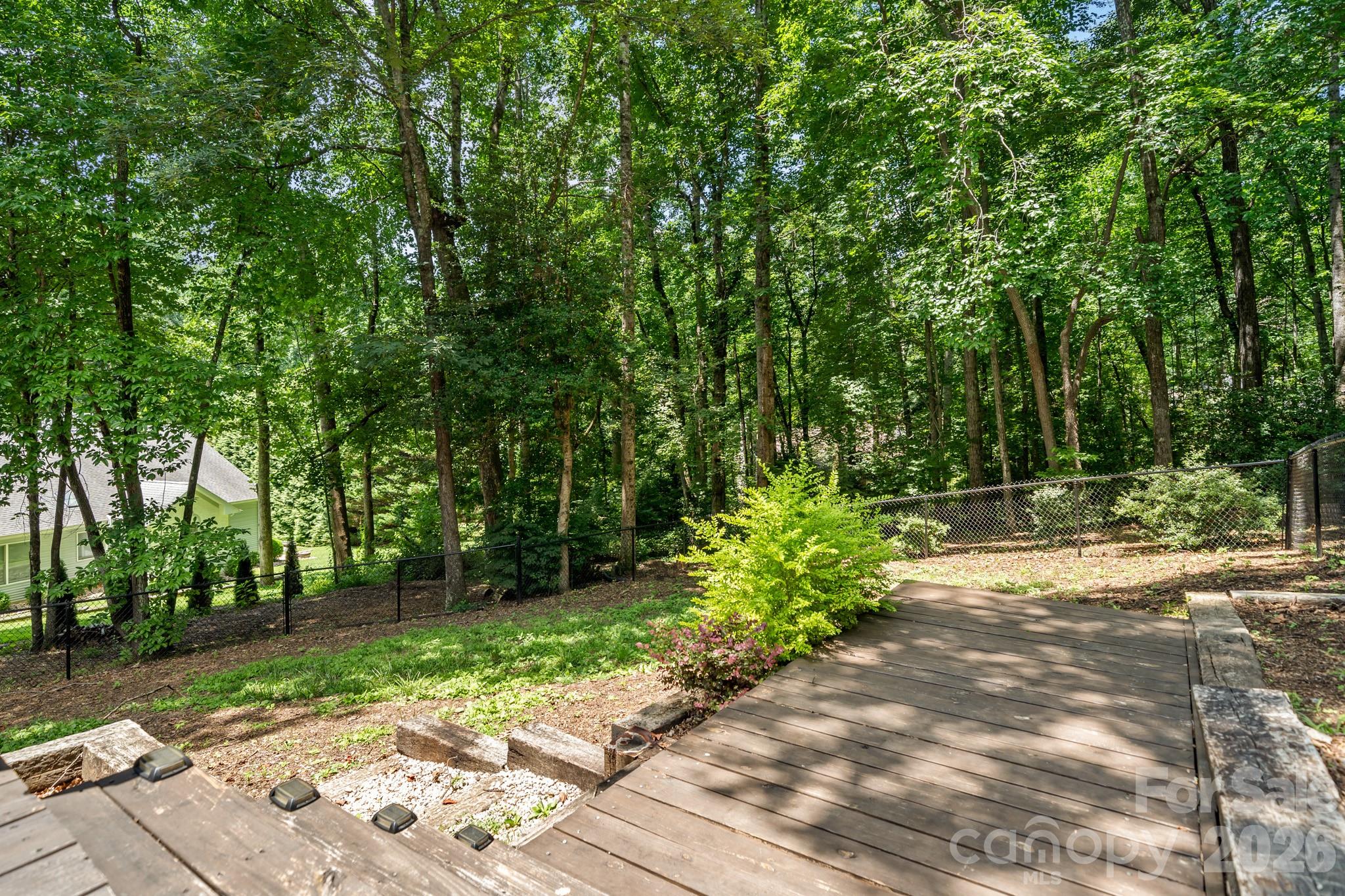 701 Salisbury Road — Hendersonville