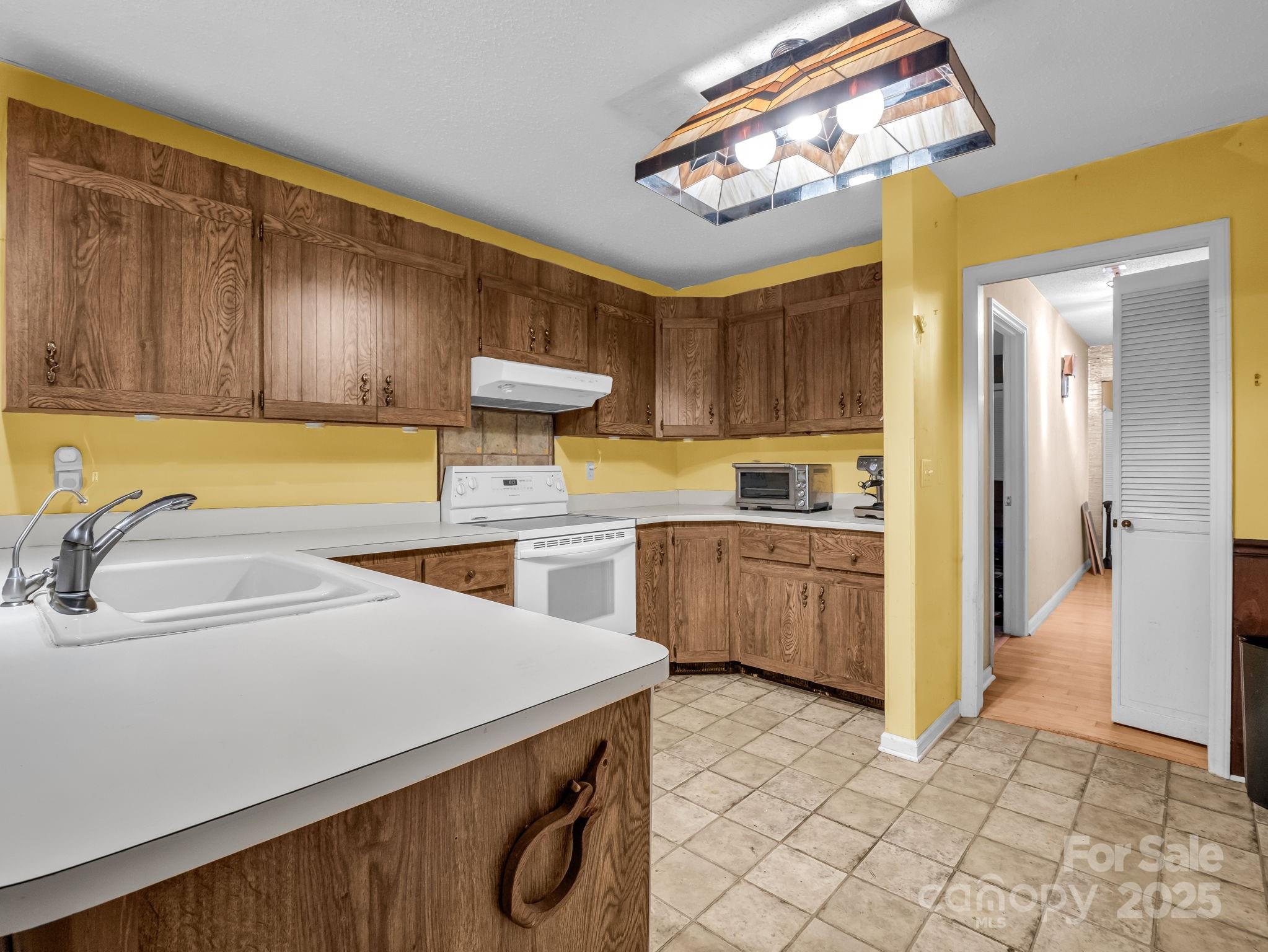 421 Chickadee Lane — Brevard