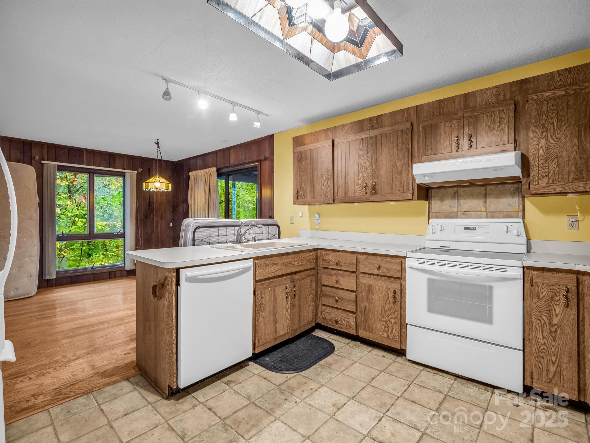 421 Chickadee Lane — Brevard