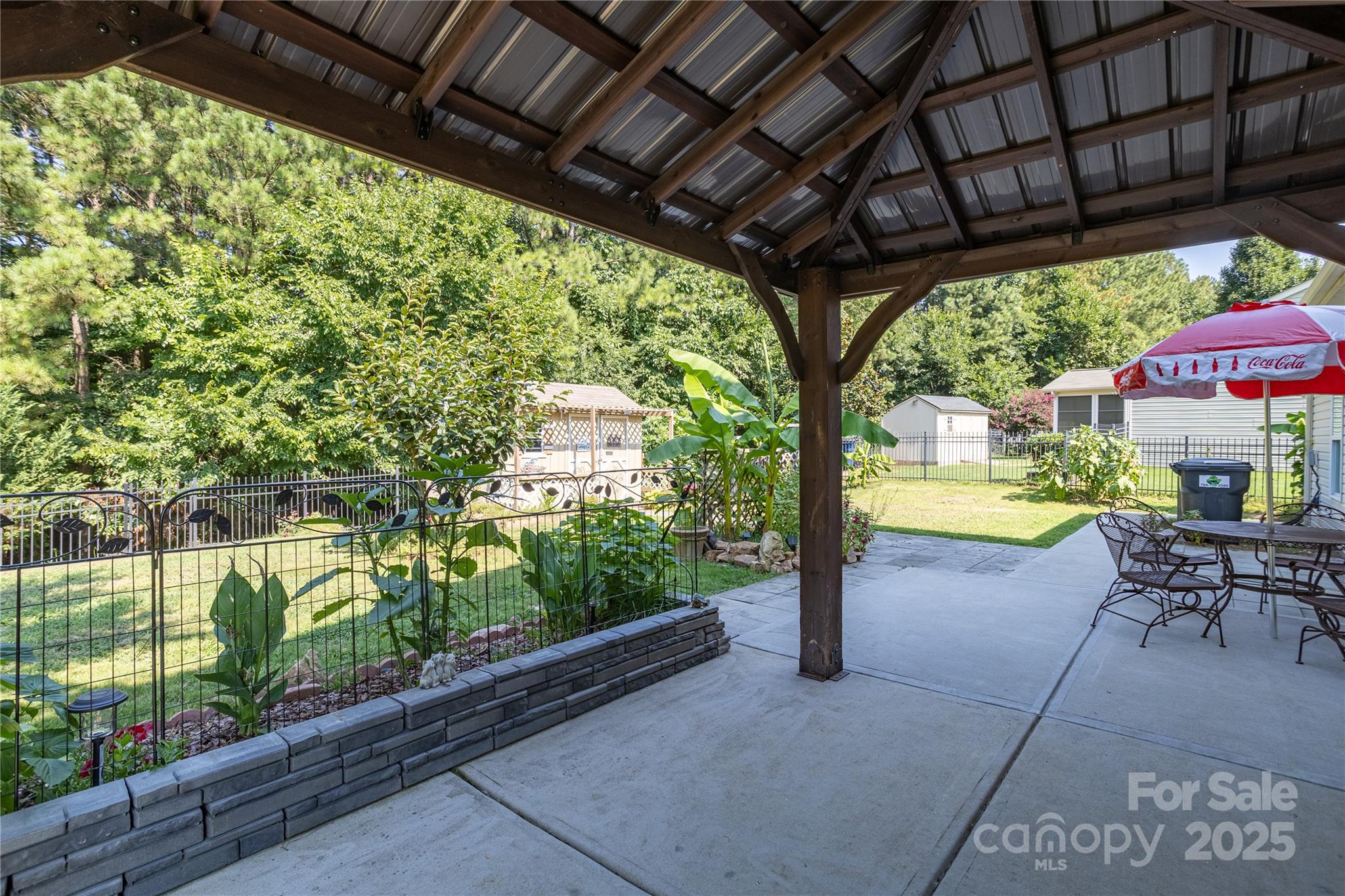 13516 Mallard Lake Road — Charlotte