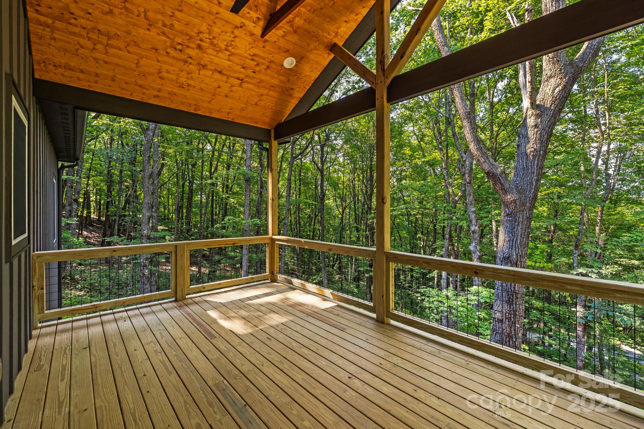 939 Rocky Mountain Road — Lake Toxaway