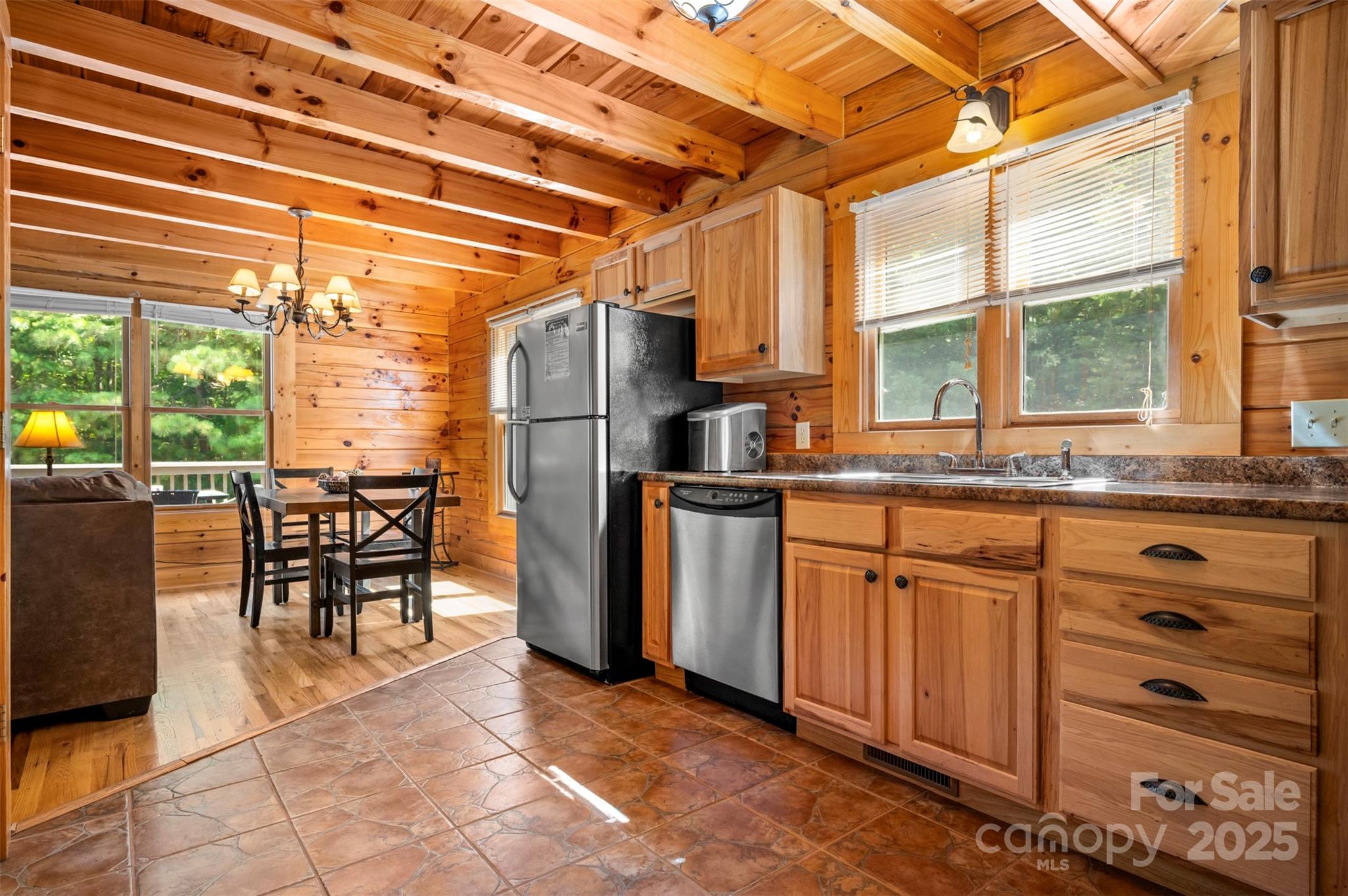 599 Shoal Creek Trail — Nebo