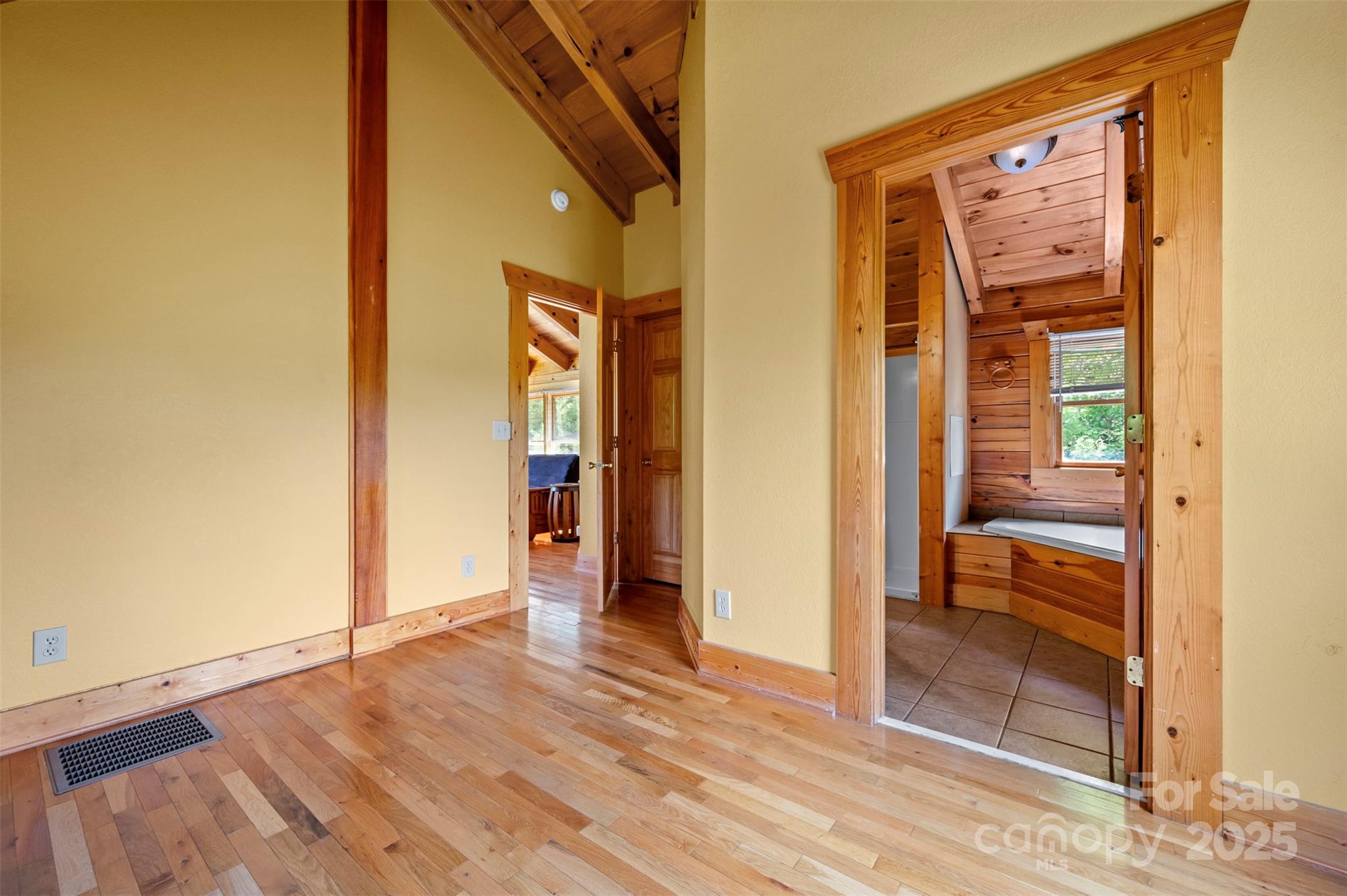 599 Shoal Creek Trail — Nebo